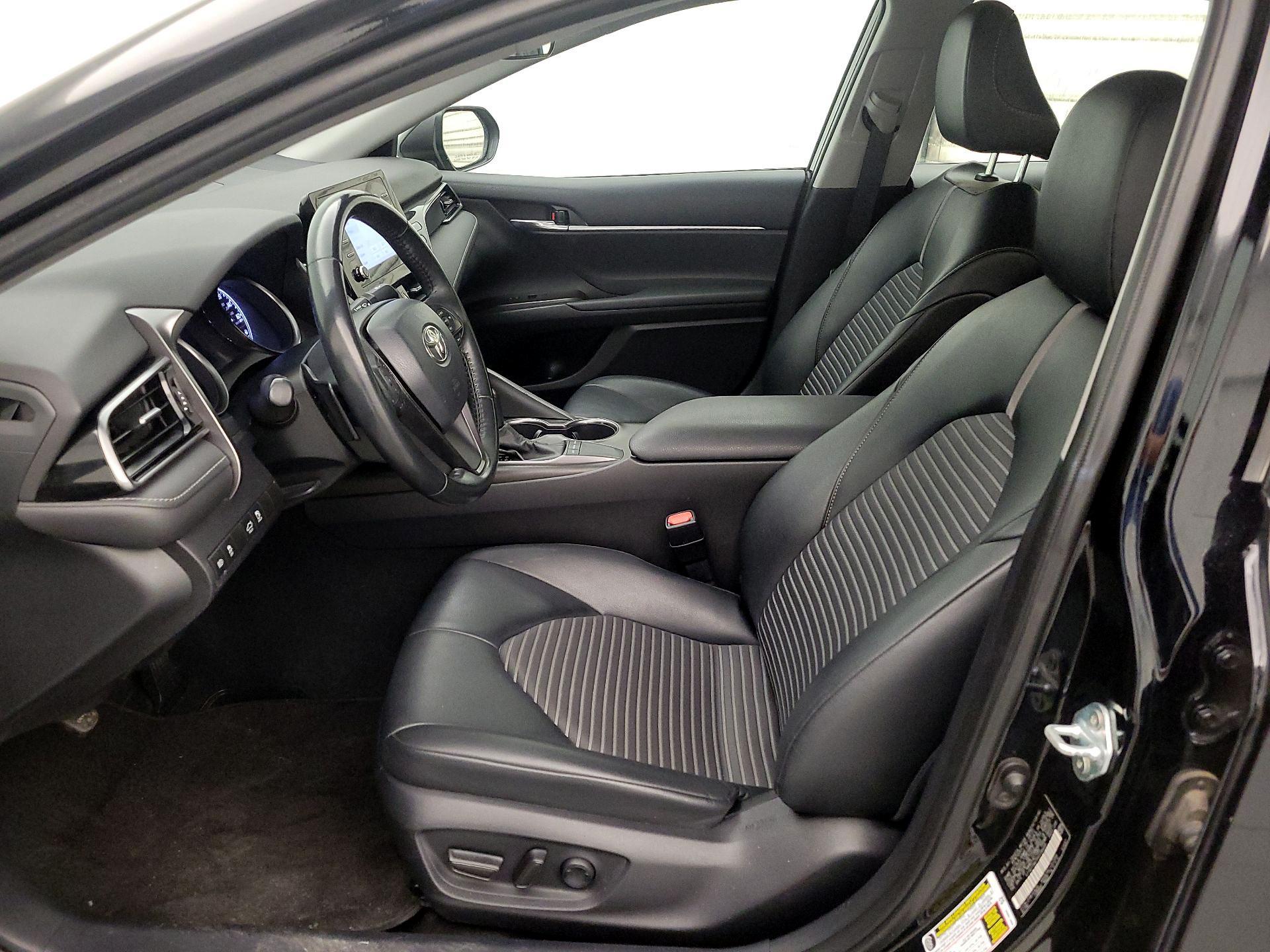 Thumbnail: 2023 Toyota Camry - 11