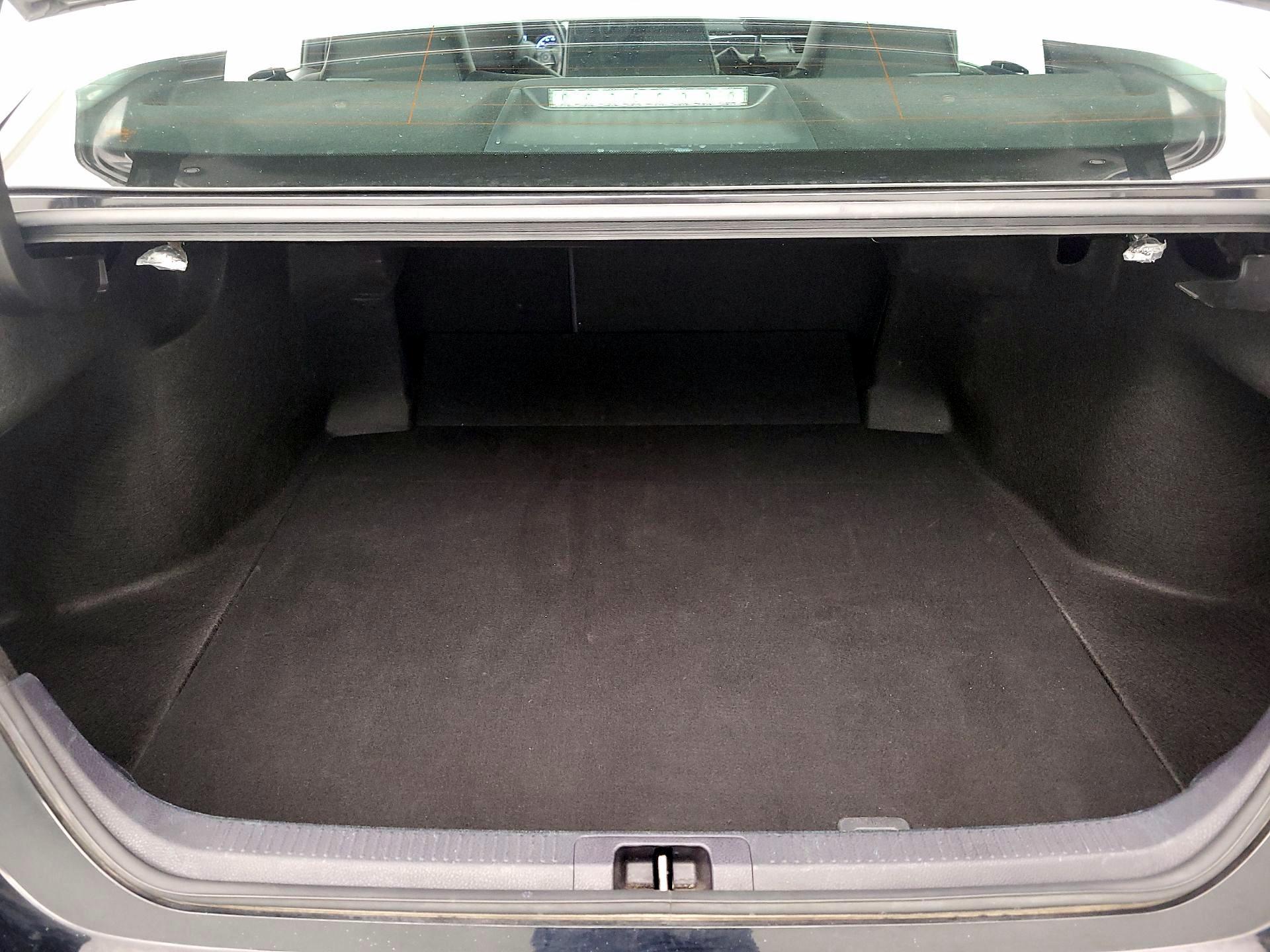 Thumbnail: 2023 Toyota Camry - 20