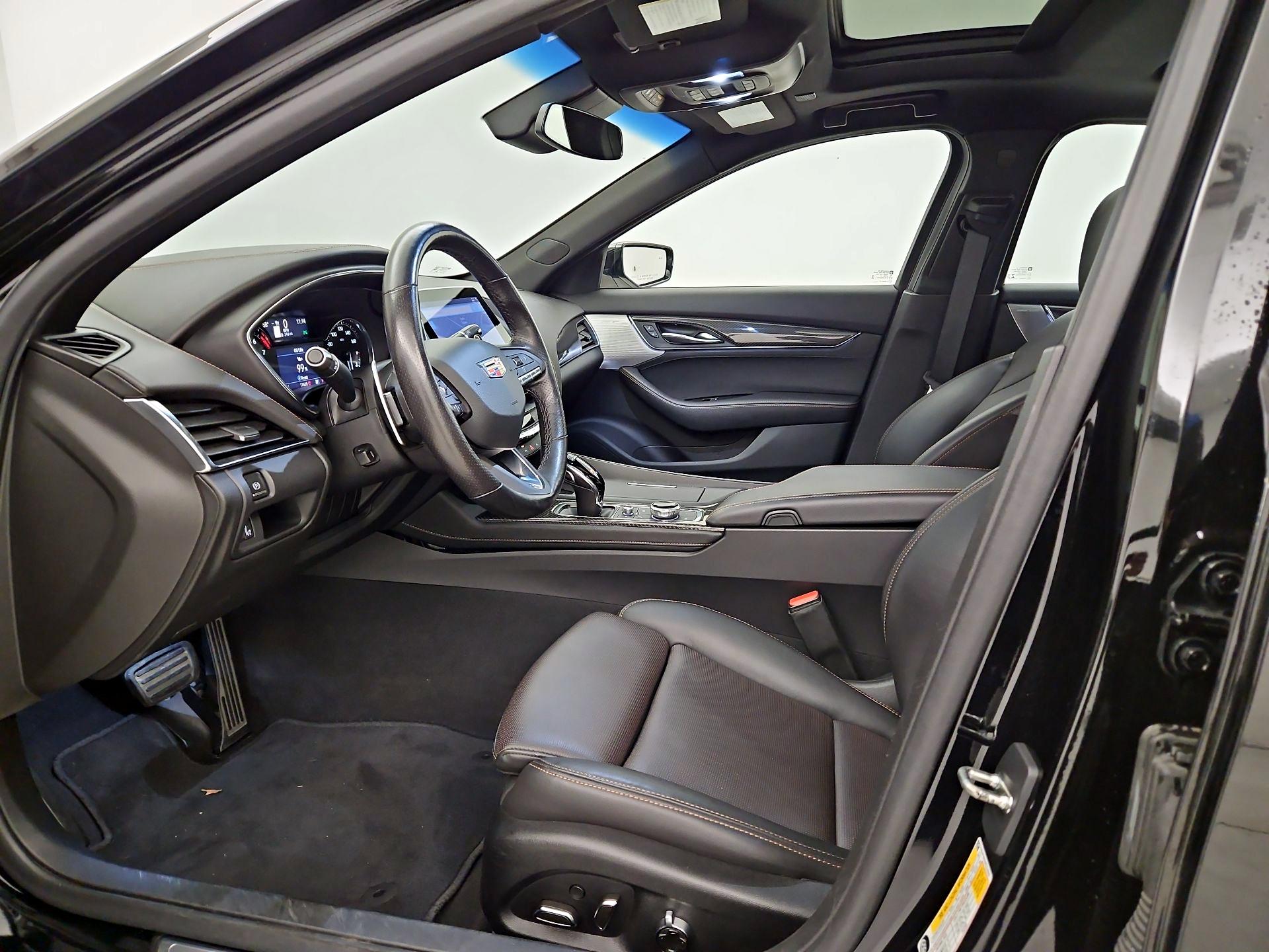 Thumbnail: 2023 Cadillac CT5 - 11