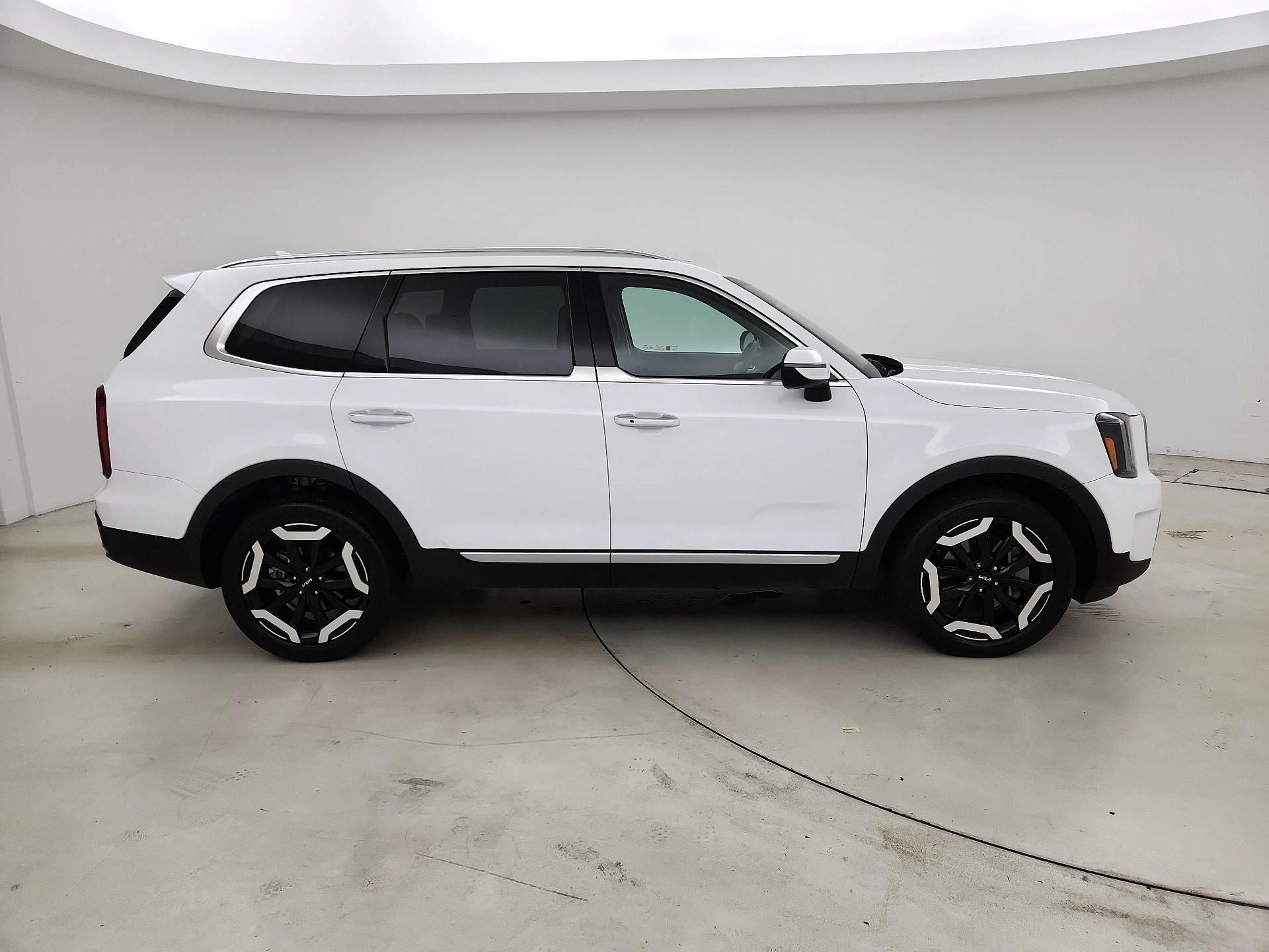 Thumbnail: 2025 Kia Telluride - 4
