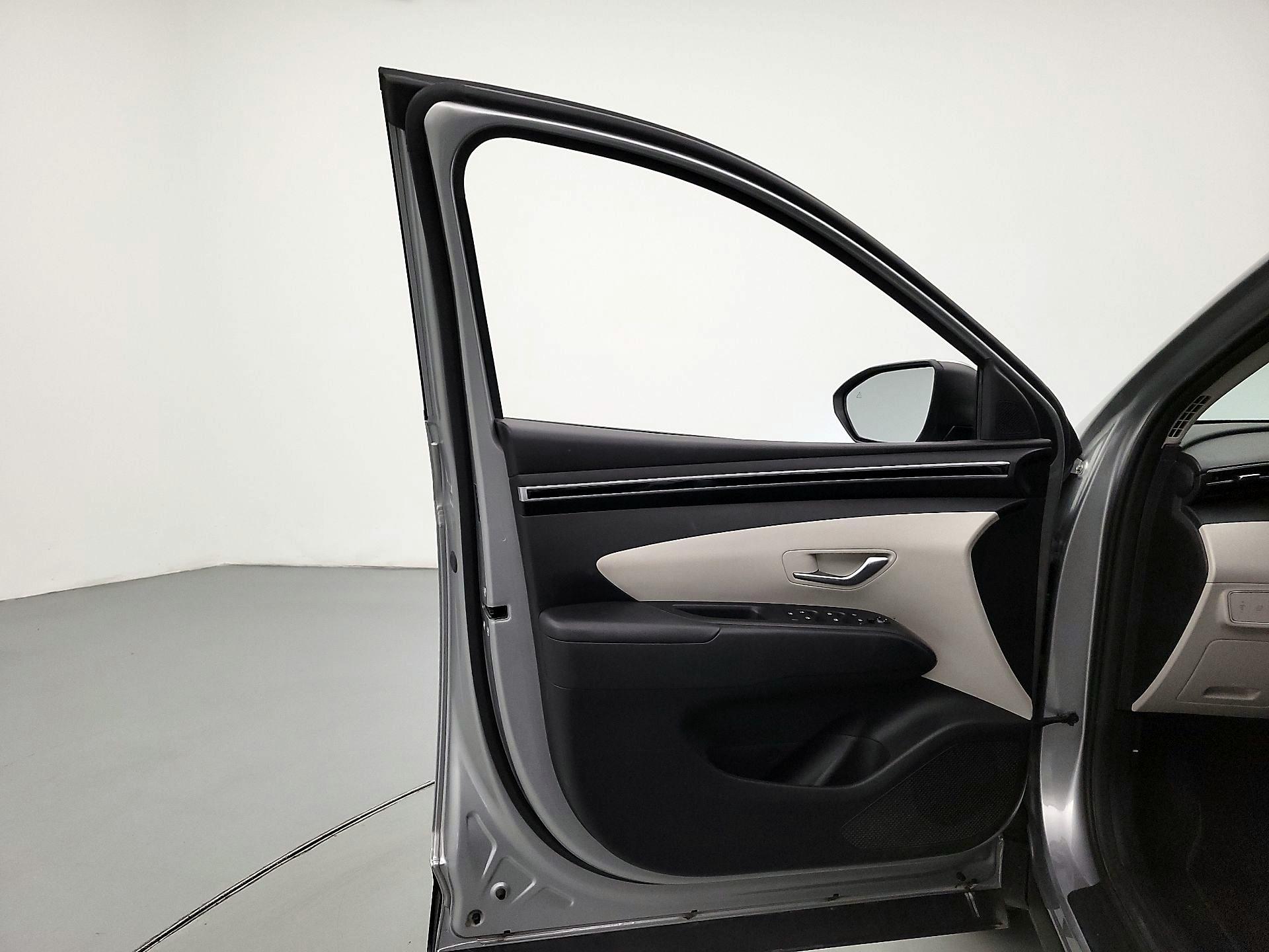 Thumbnail: 2024 Hyundai Tucson - 12