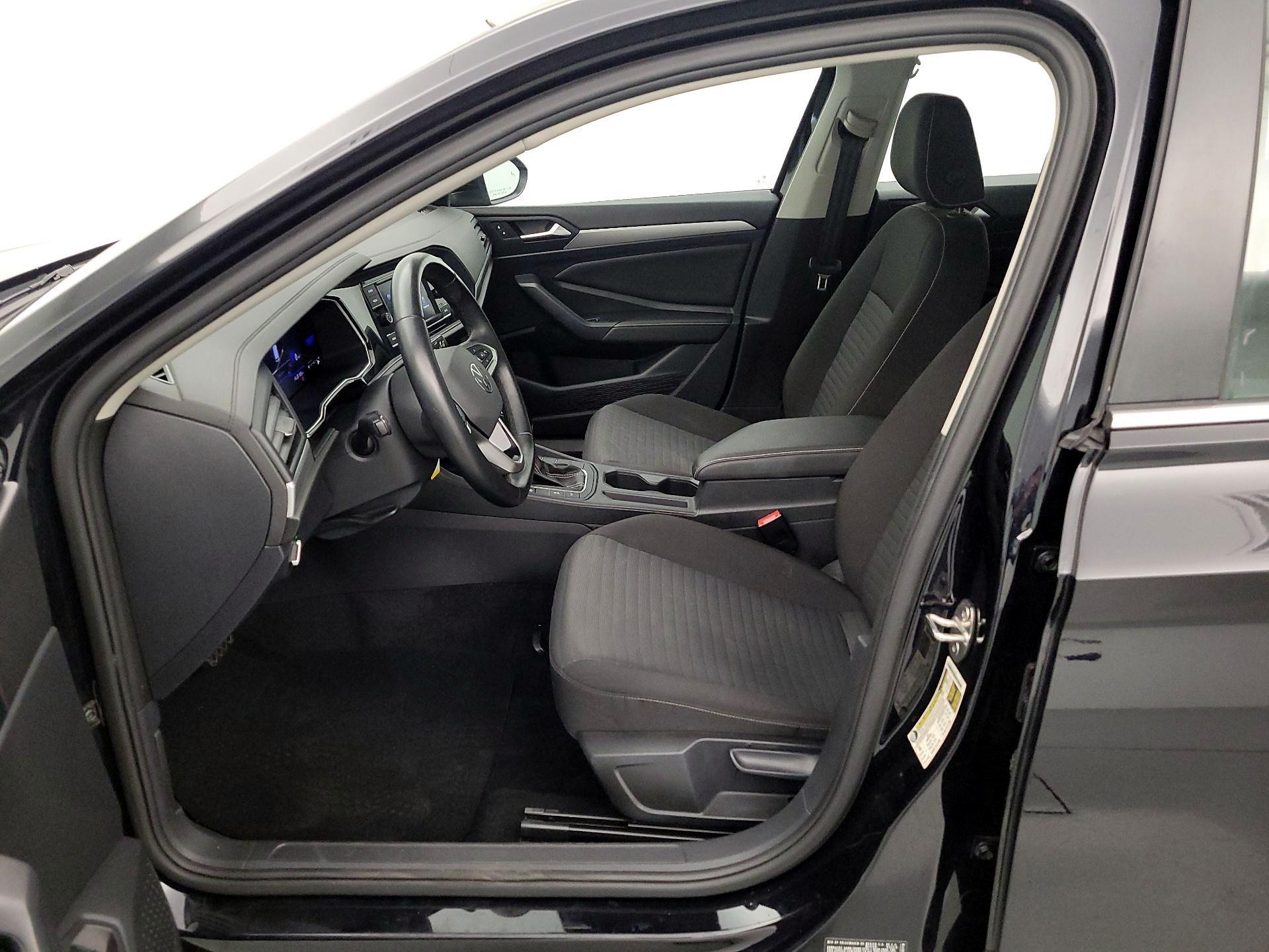 Thumbnail: 2024 Volkswagen Jetta - 11