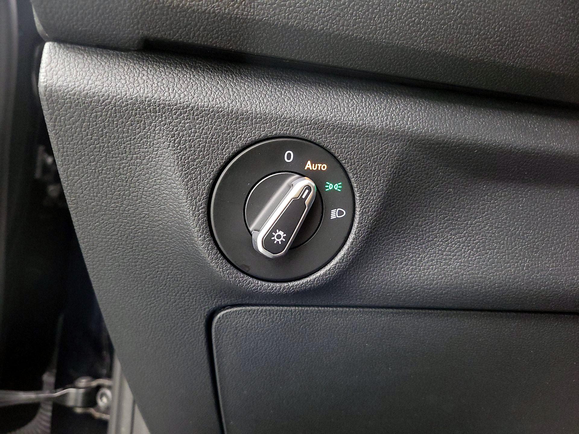 Thumbnail: 2024 Volkswagen Jetta - 13