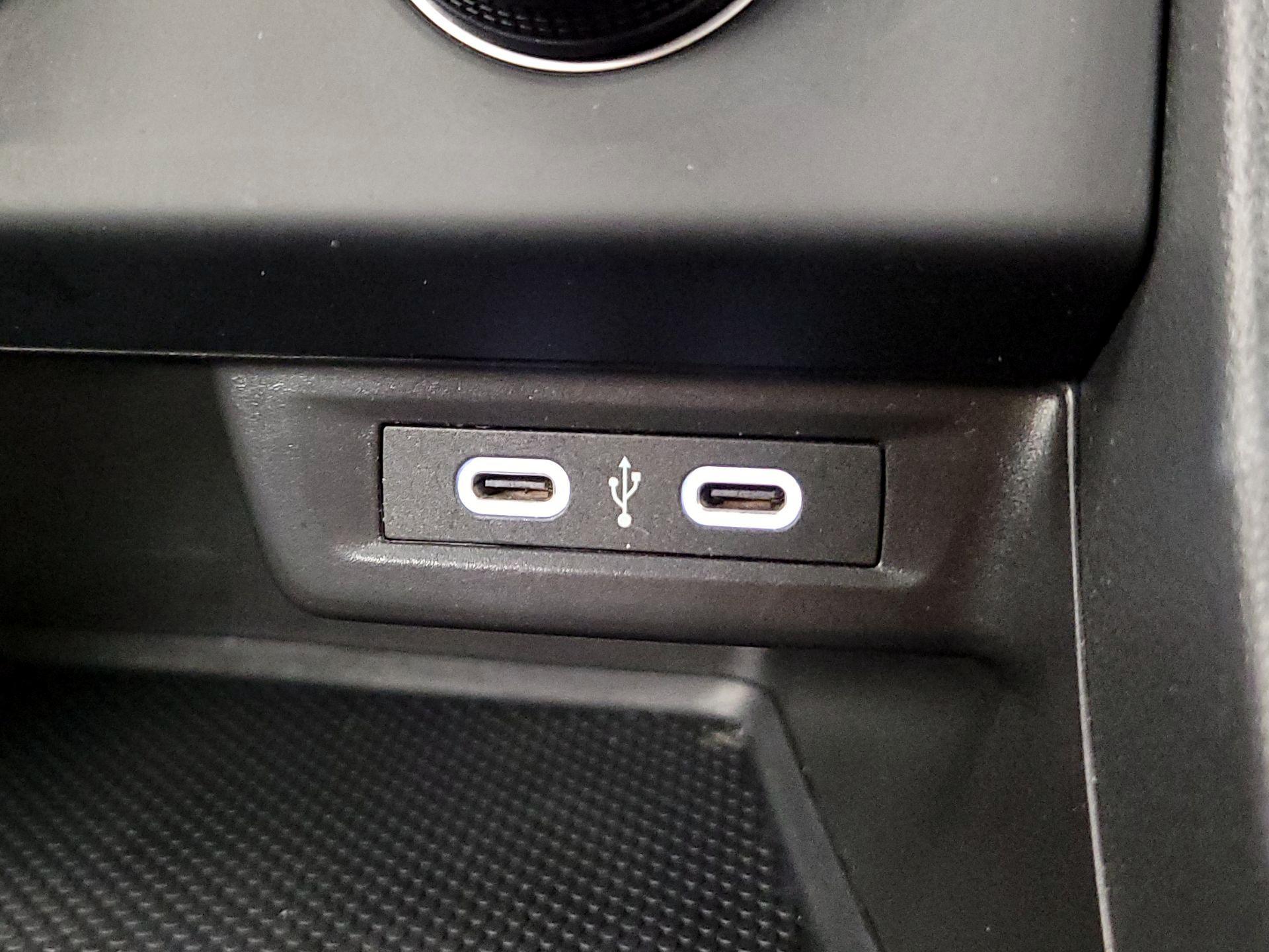 Thumbnail: 2024 Volkswagen Jetta - 18