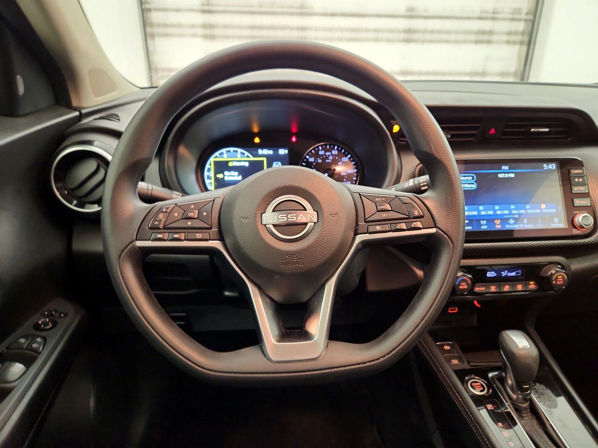 Thumbnail: 2022 Nissan Kicks - 10
