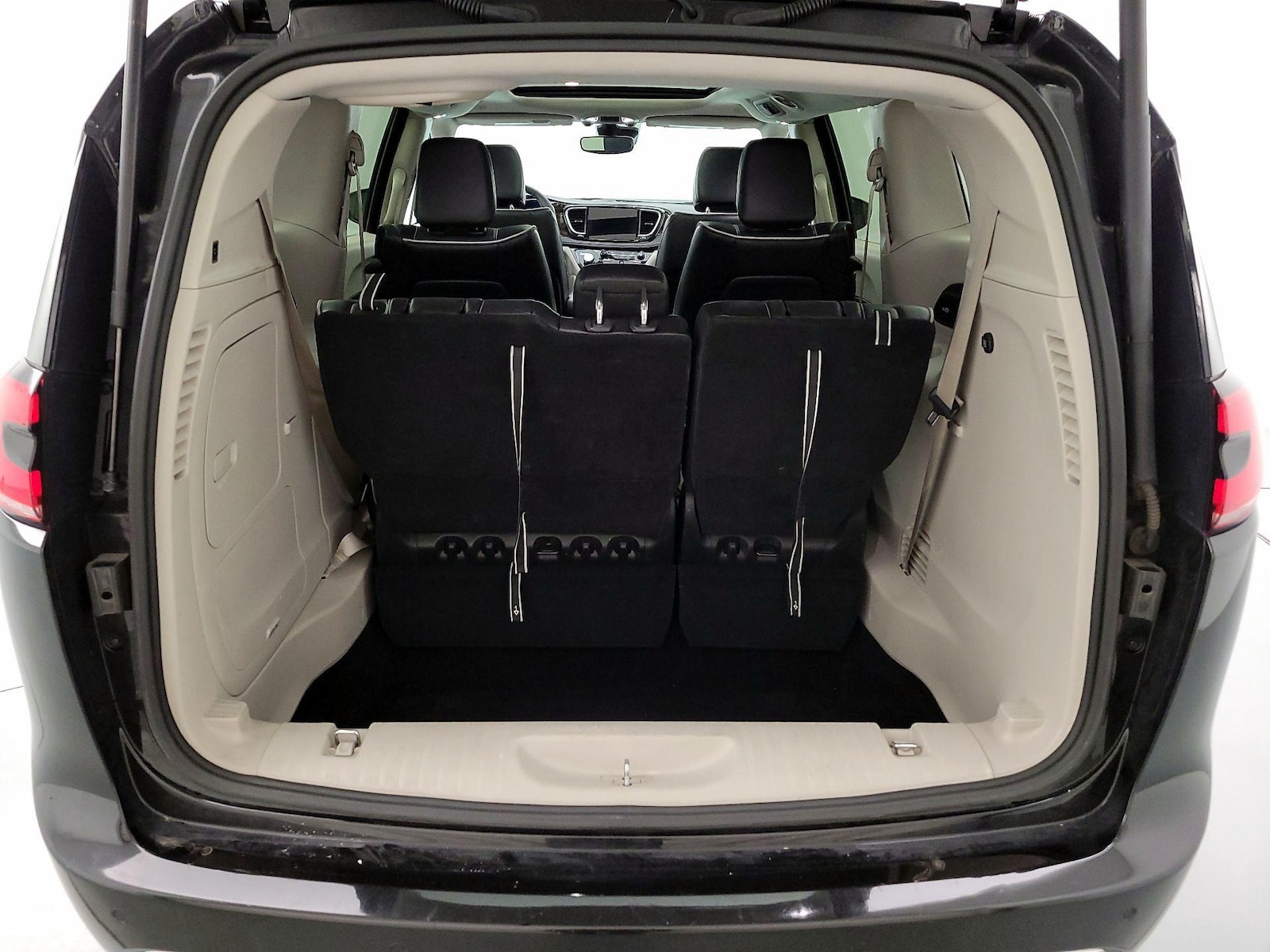 2023 Chrysler Pacifica Hybrid Limited - Photo 24