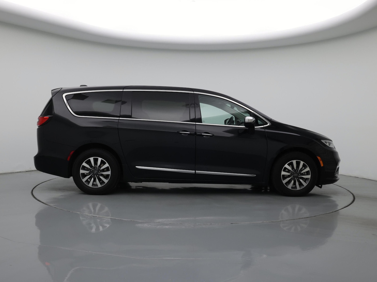 2023 Chrysler Pacifica Hybrid Limited - Photo 8