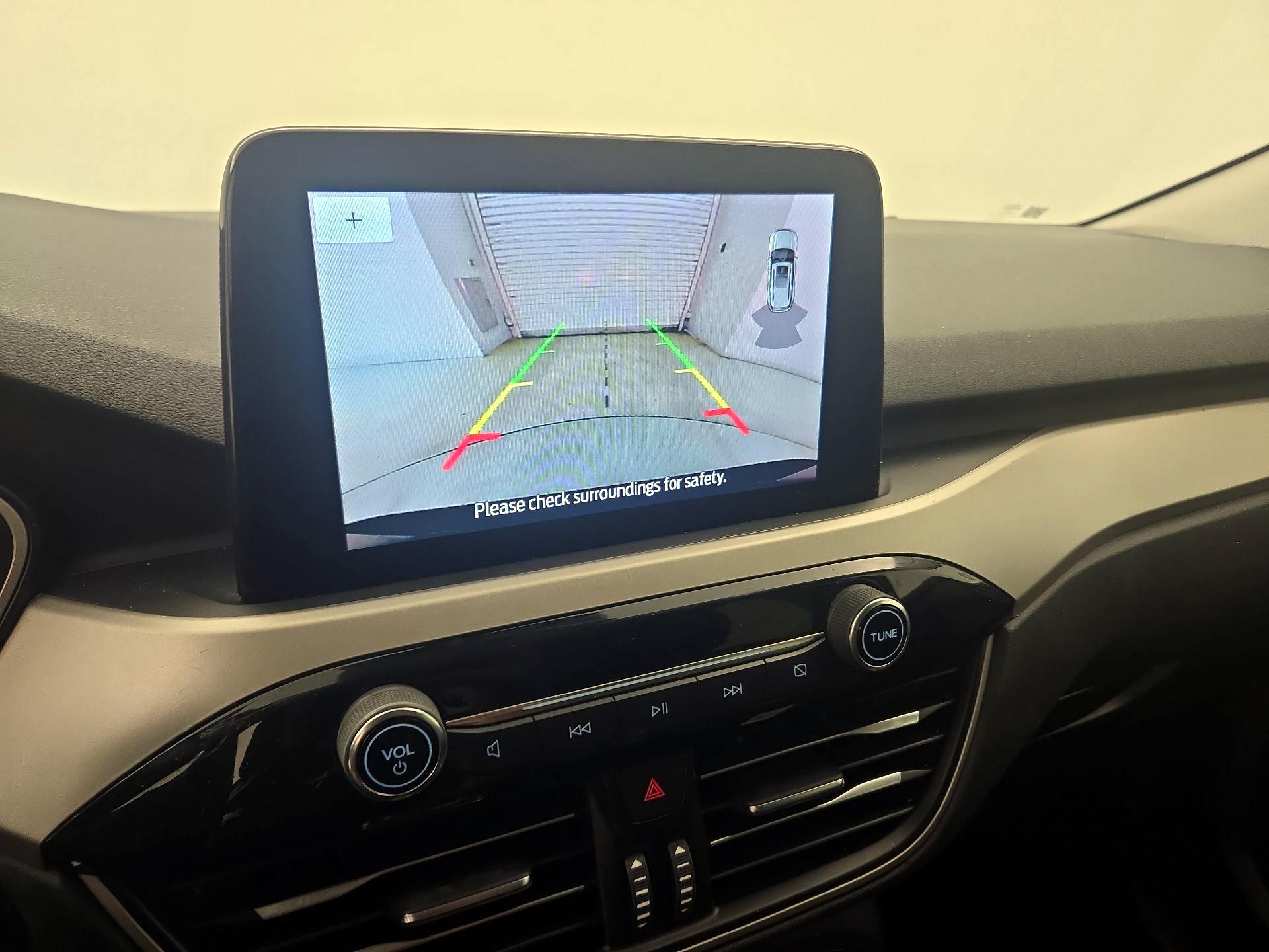 Thumbnail: 2022 Ford Escape - 14