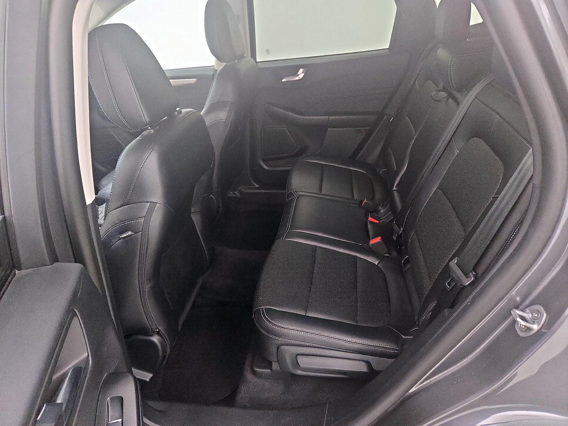 Thumbnail: 2022 Ford Escape - 19