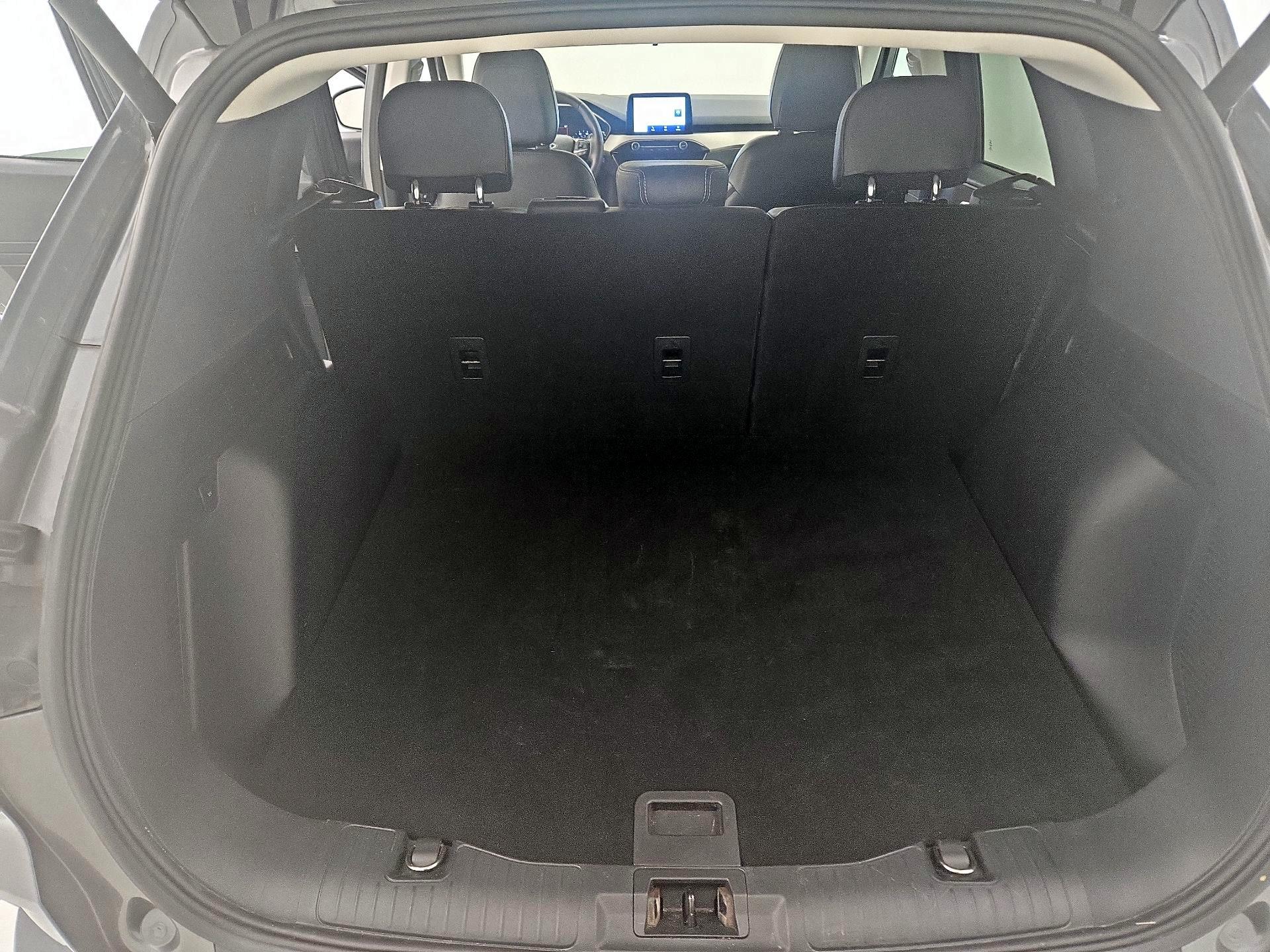 Thumbnail: 2022 Ford Escape - 20