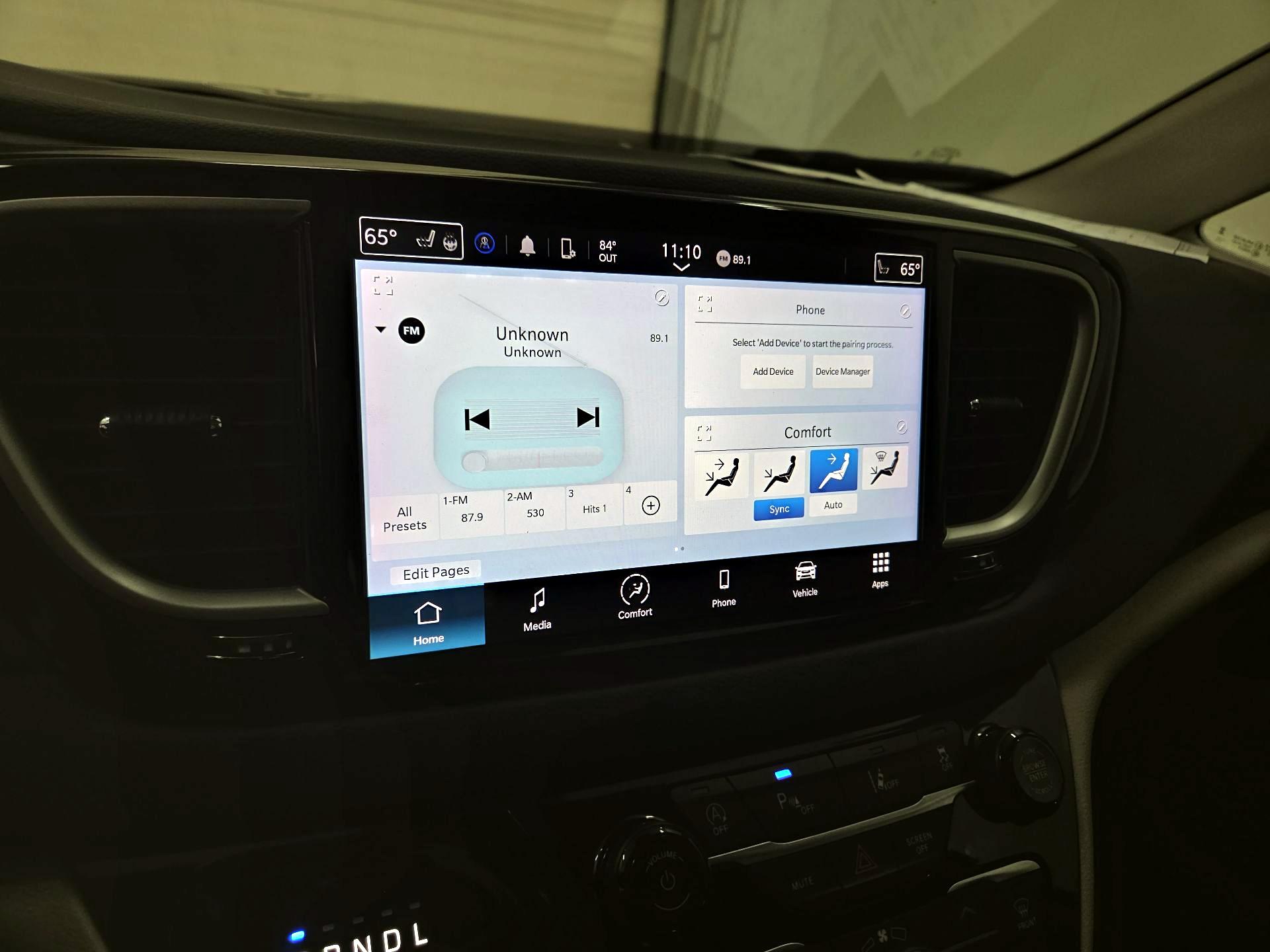 Thumbnail: 2023 Chrysler Pacifica - 15