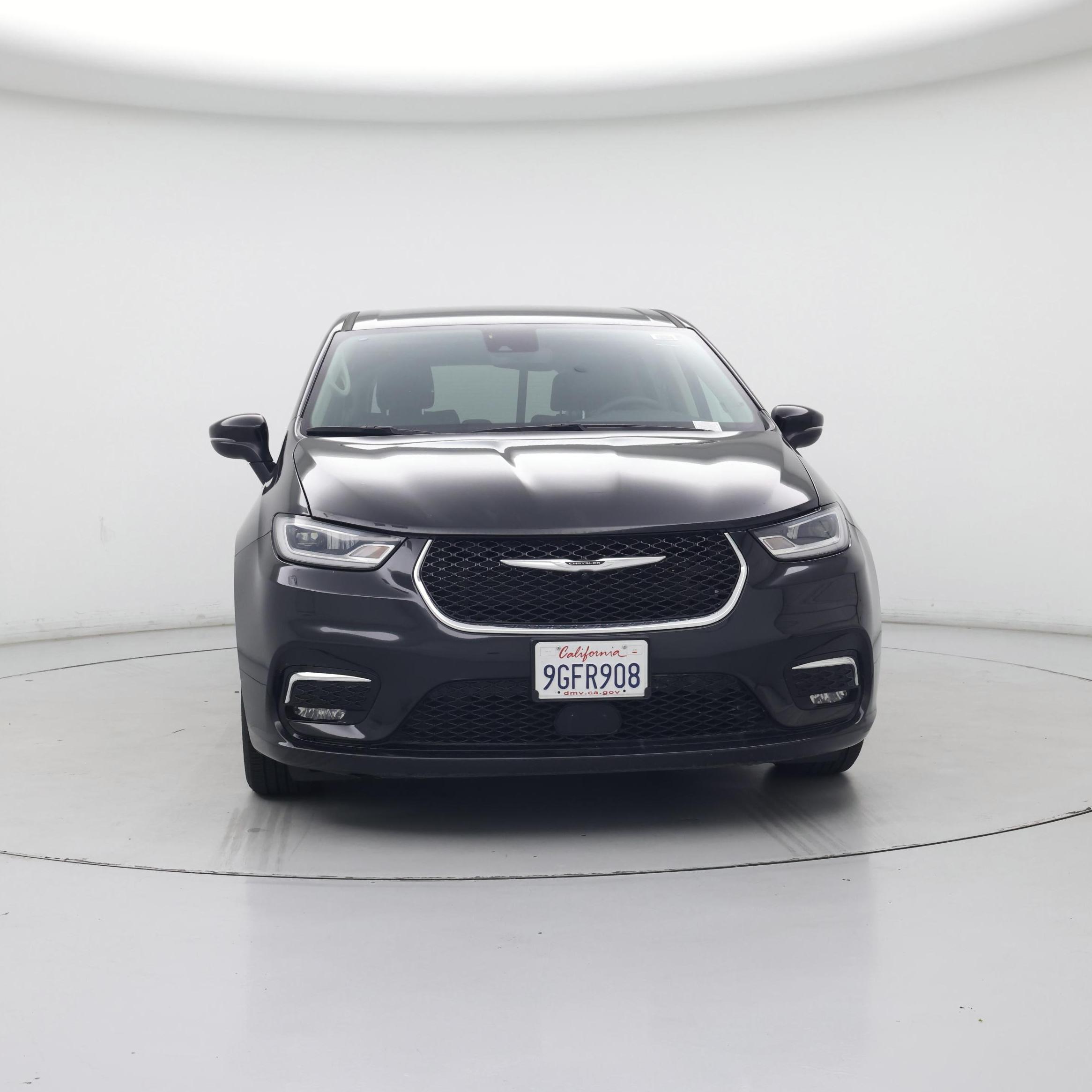 Thumbnail: 2023 Chrysler Pacifica - 5