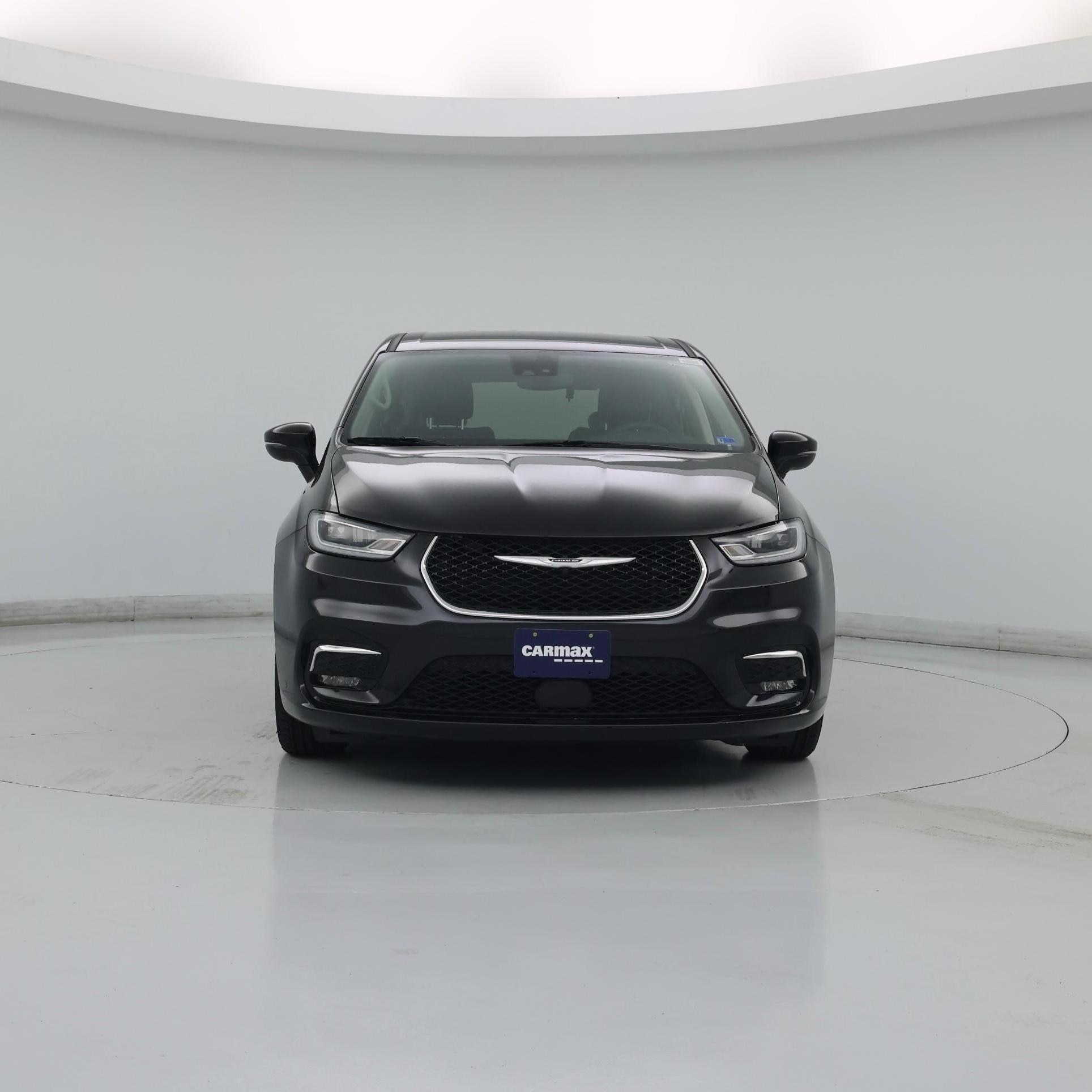Thumbnail: 2023 Chrysler Pacifica - 5