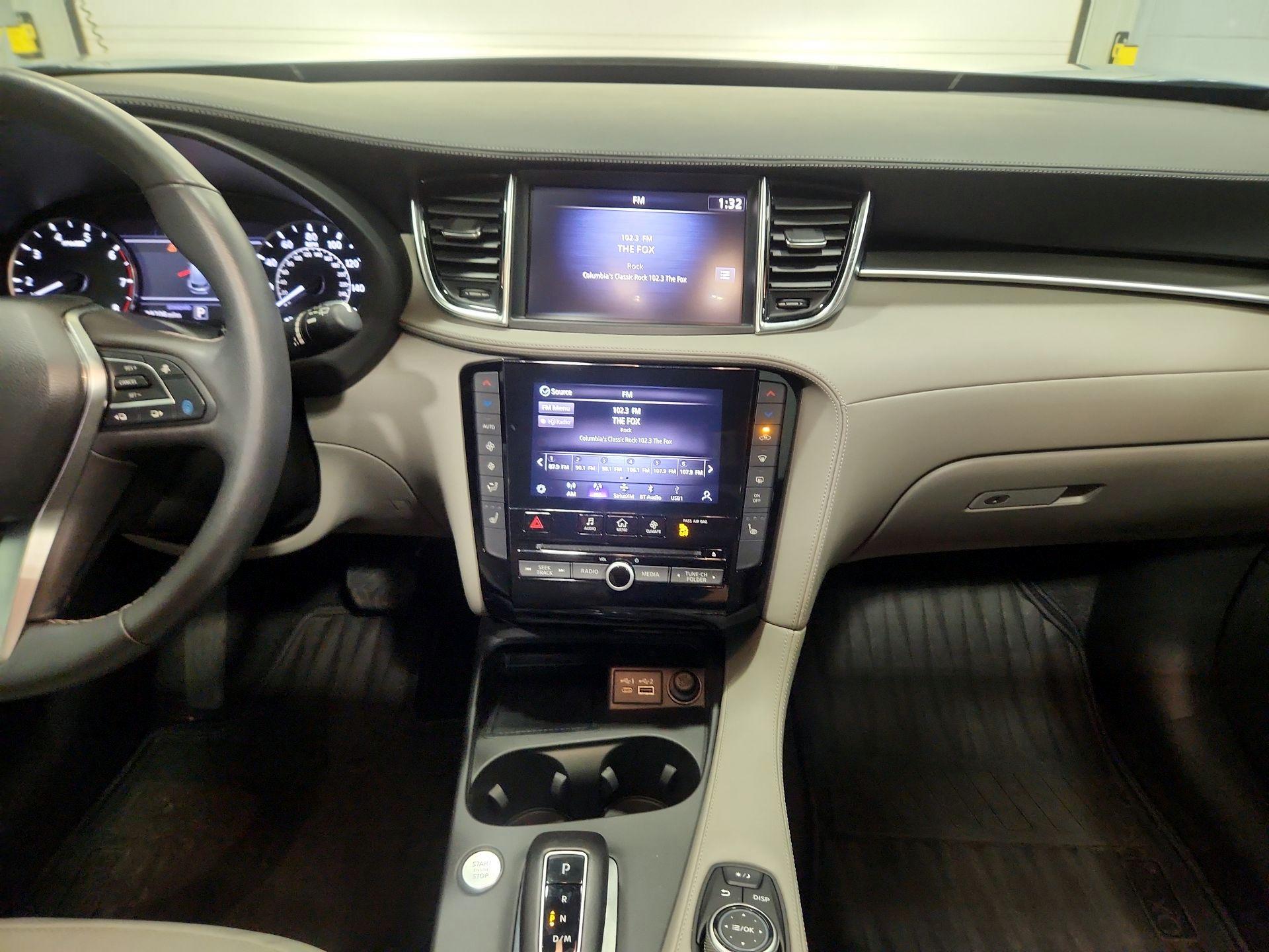 Thumbnail: 2023 INFINITI QX50 - 9
