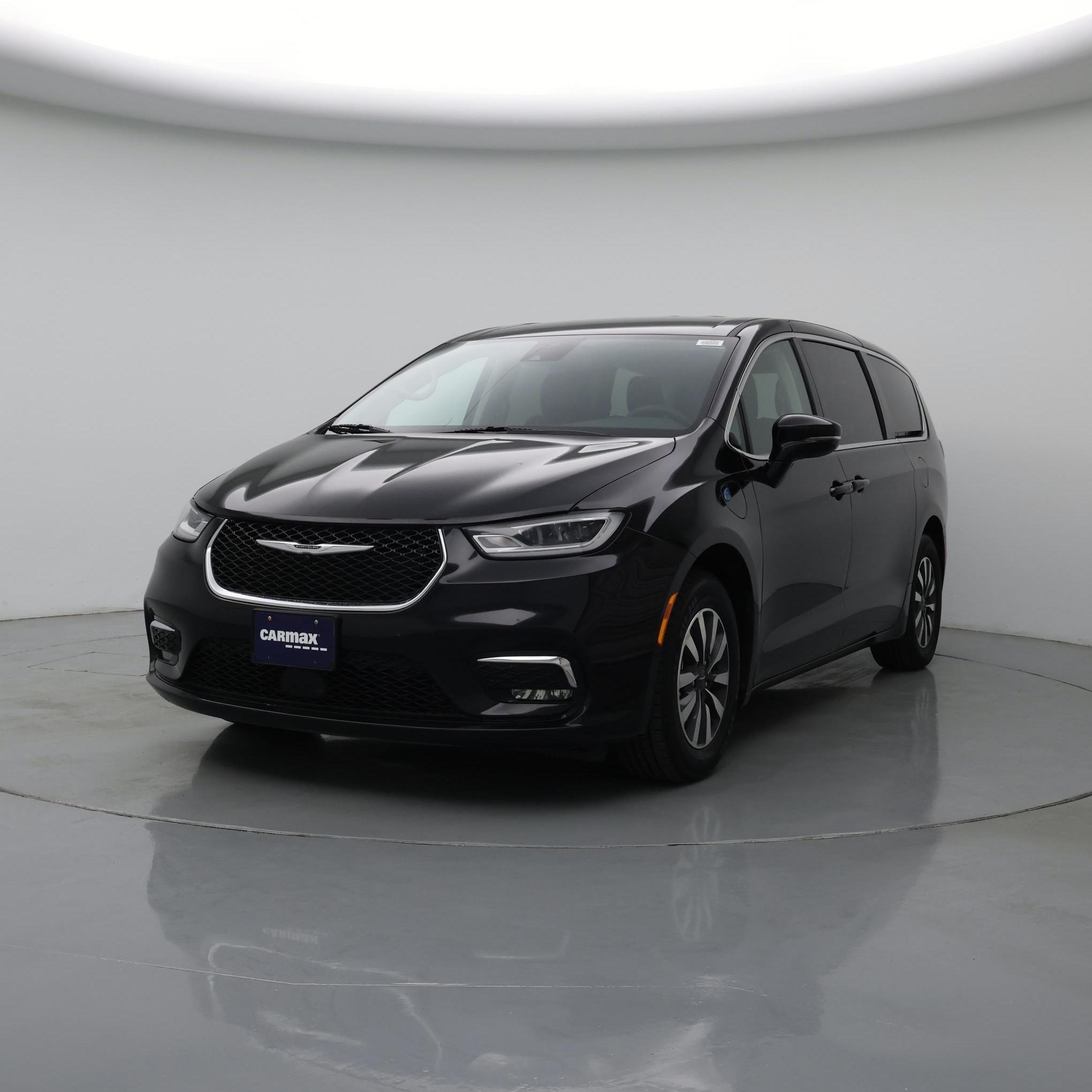 Thumbnail: 2024 Chrysler Pacifica - 4