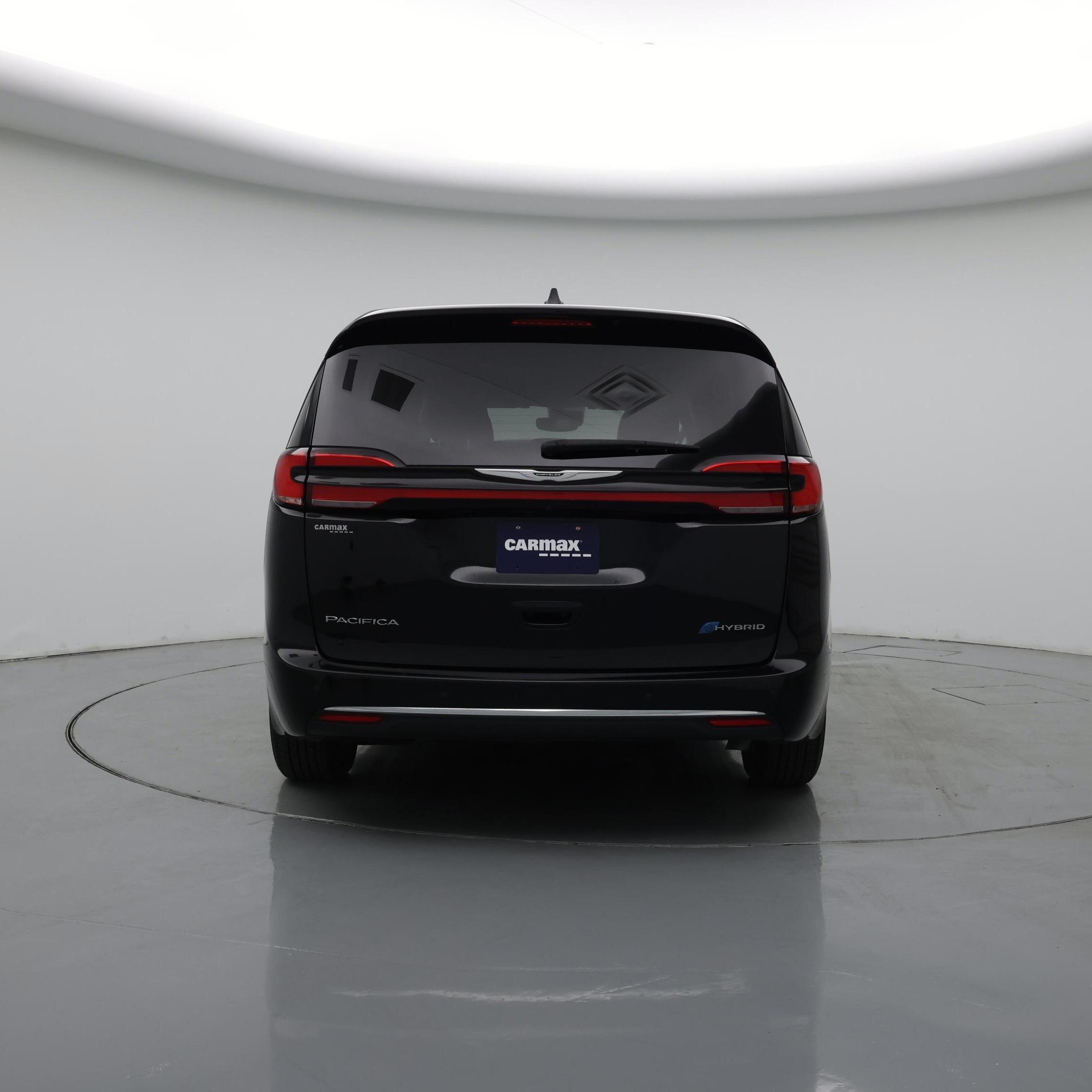 Thumbnail: 2024 Chrysler Pacifica - 6