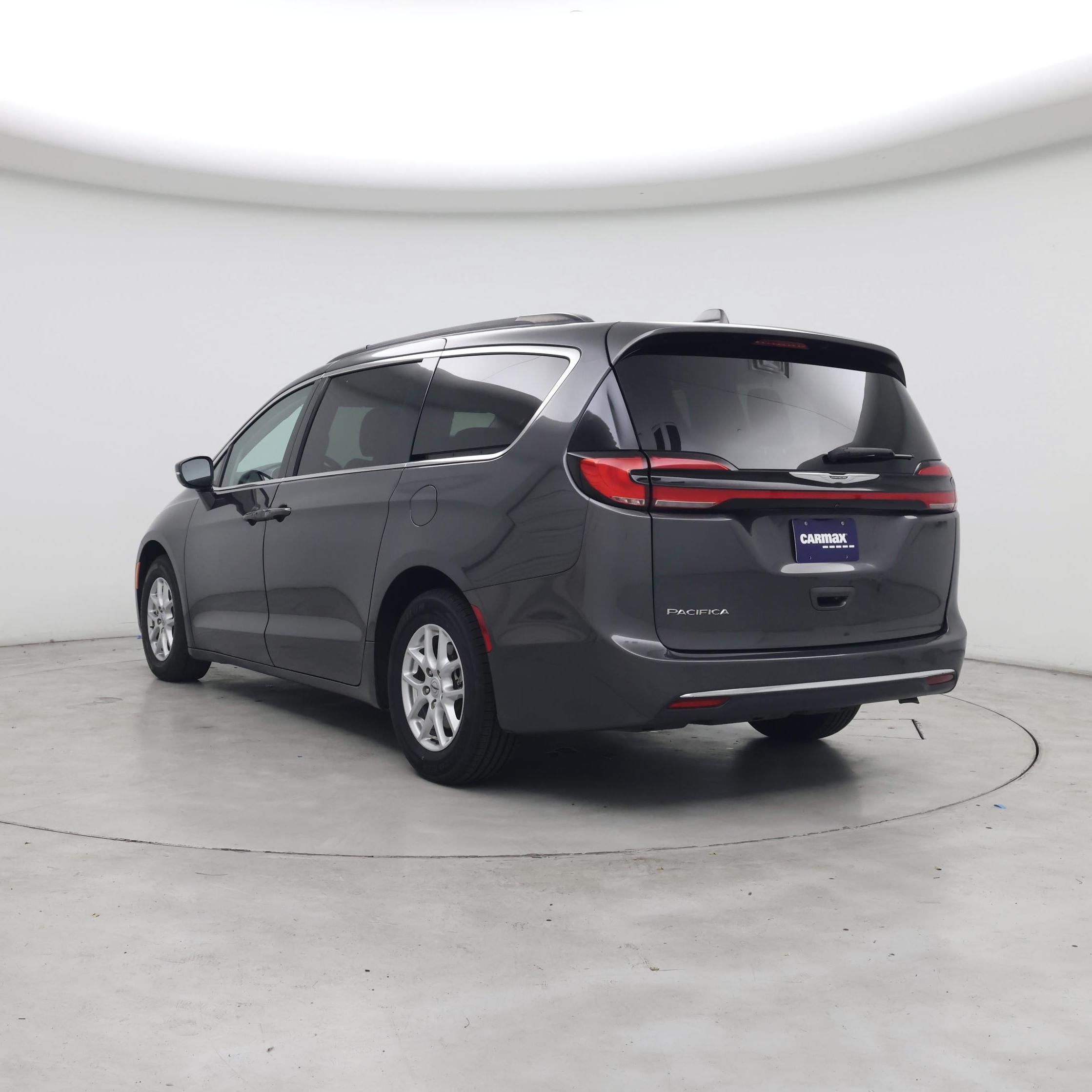 Thumbnail: 2022 Chrysler Pacifica - 2