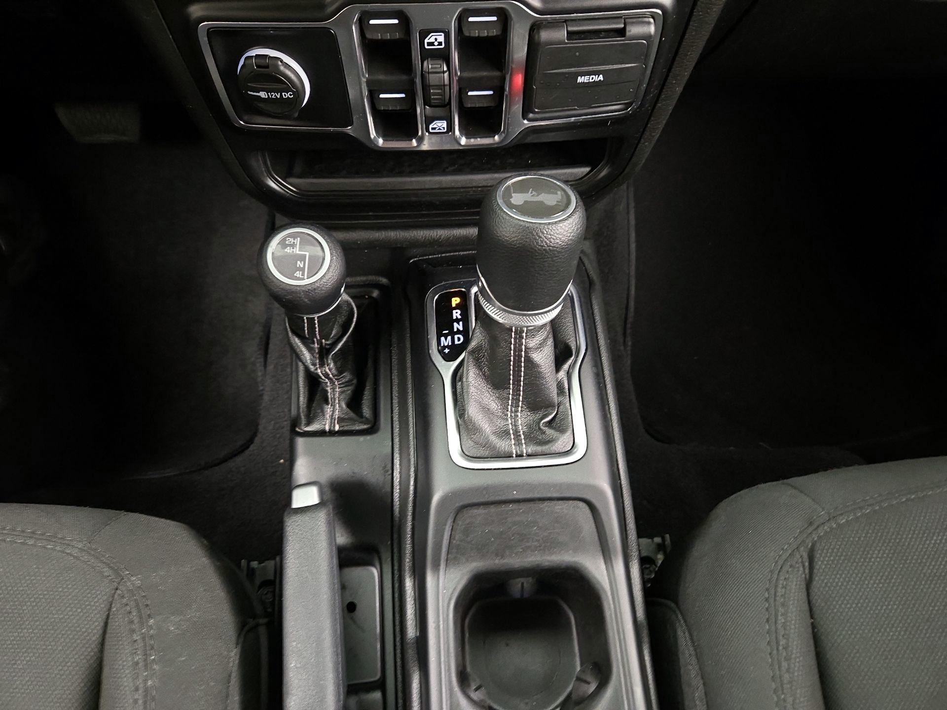 Thumbnail: 2021 Jeep Wrangler - 17
