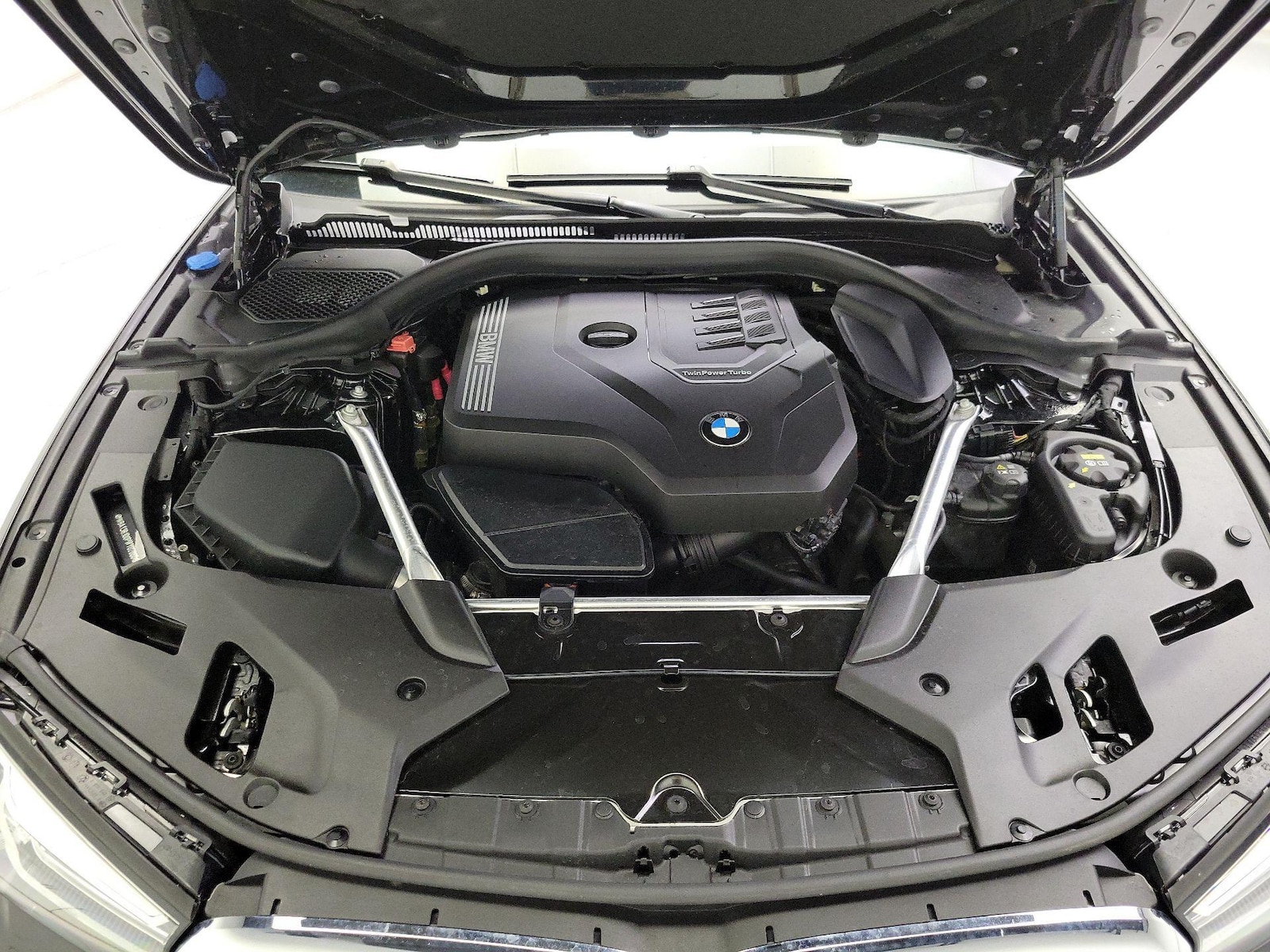 2023 BMW 5 Series 530i - Photo 24