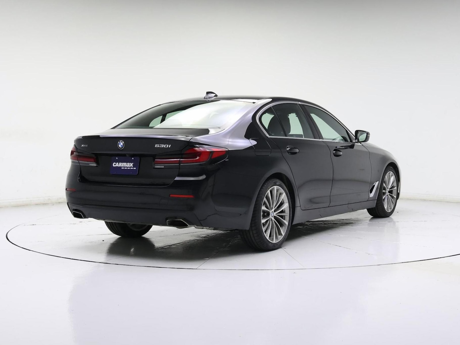 2023 BMW 5 Series 530i - Photo 9