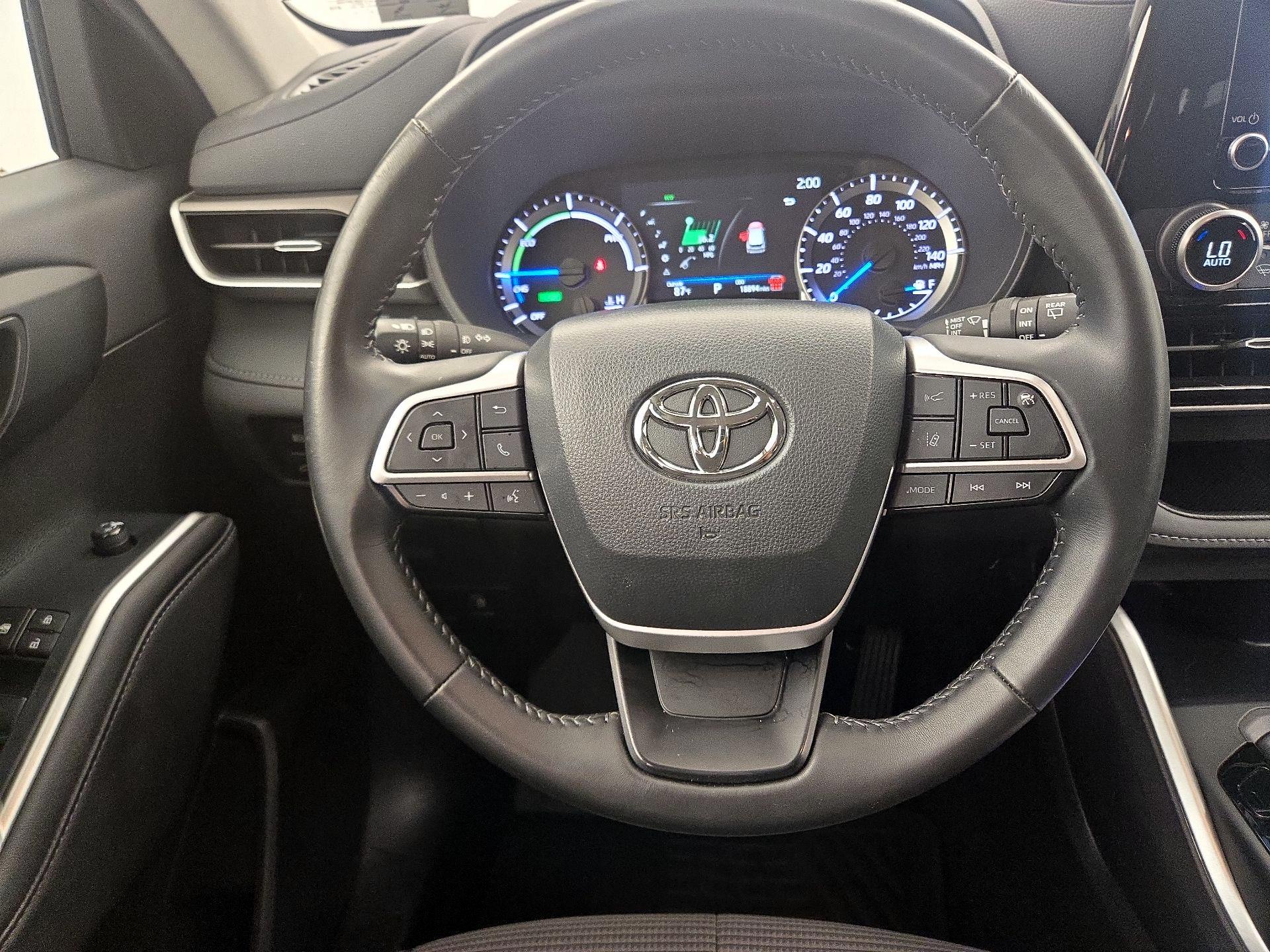 Thumbnail: 2024 Toyota Highlander - 10