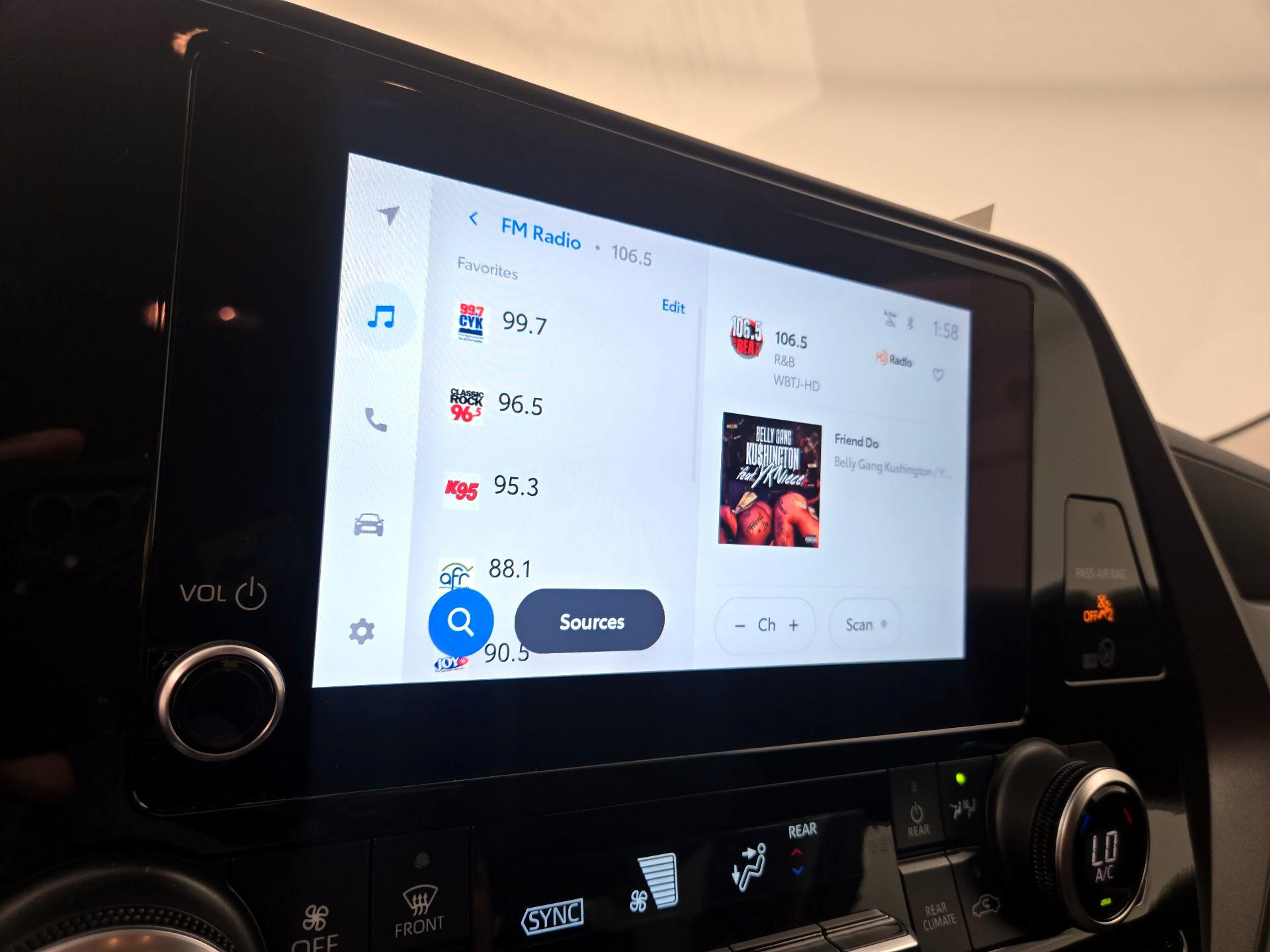 Thumbnail: 2024 Toyota Highlander - 15