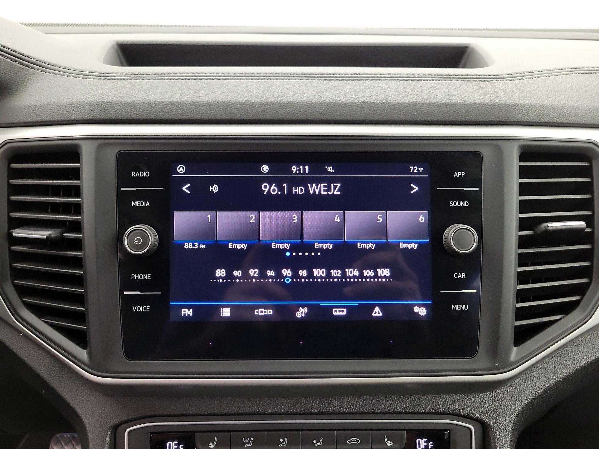 Thumbnail: 2021 Volkswagen Atlas - 15