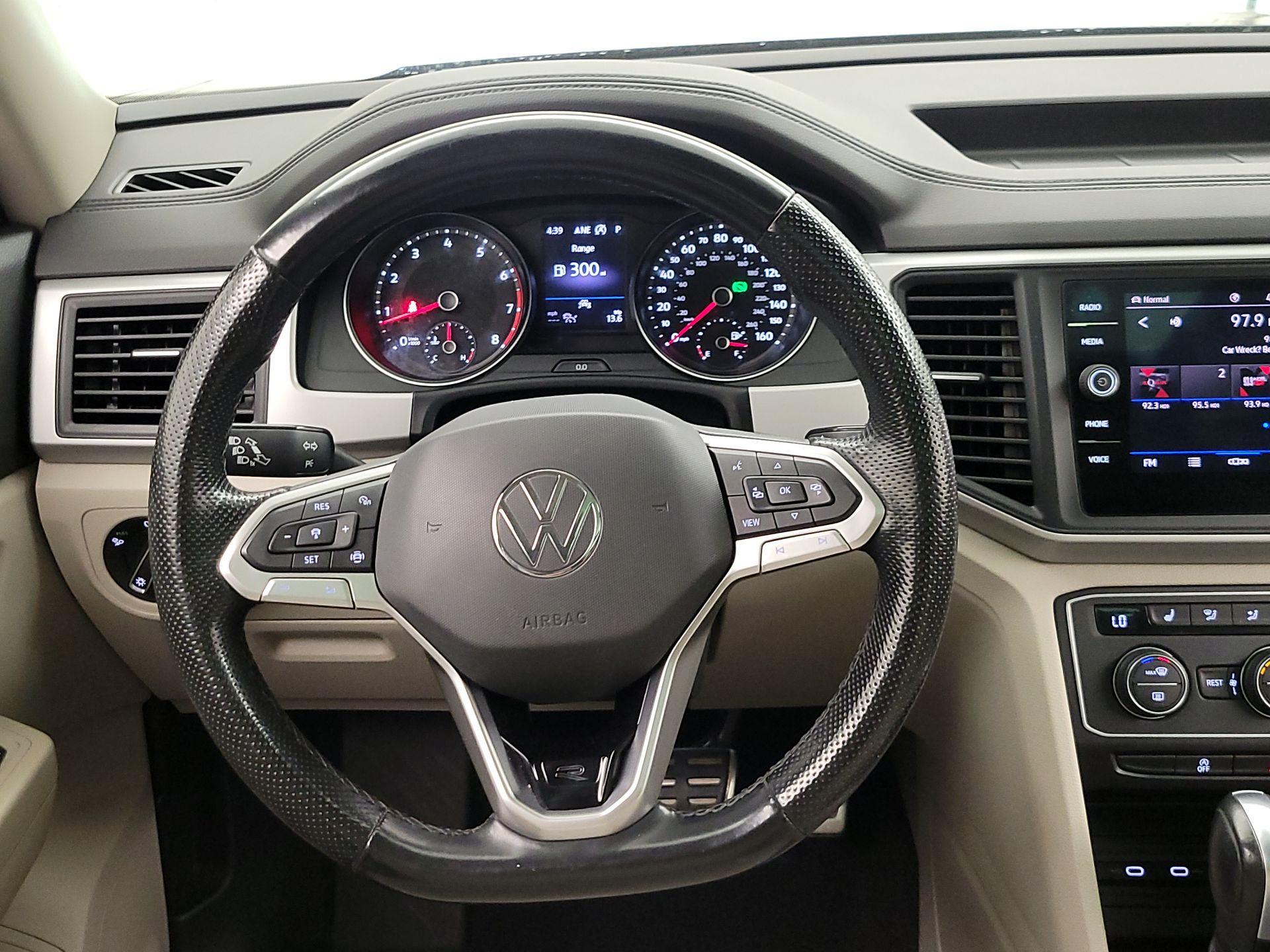 Thumbnail: 2021 Volkswagen Atlas - 10