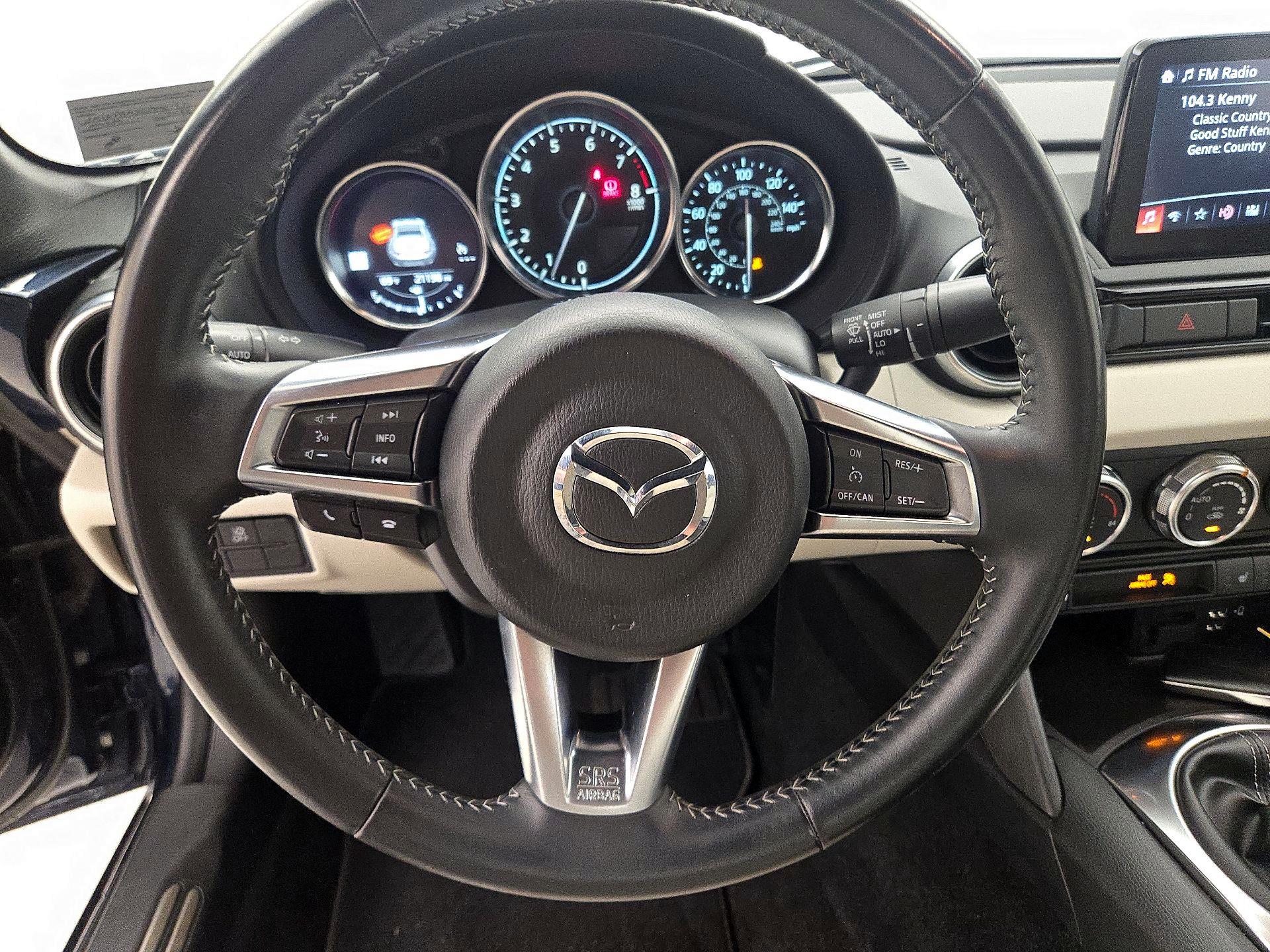 Thumbnail: 2021 Mazda MX-5 Miata - 10