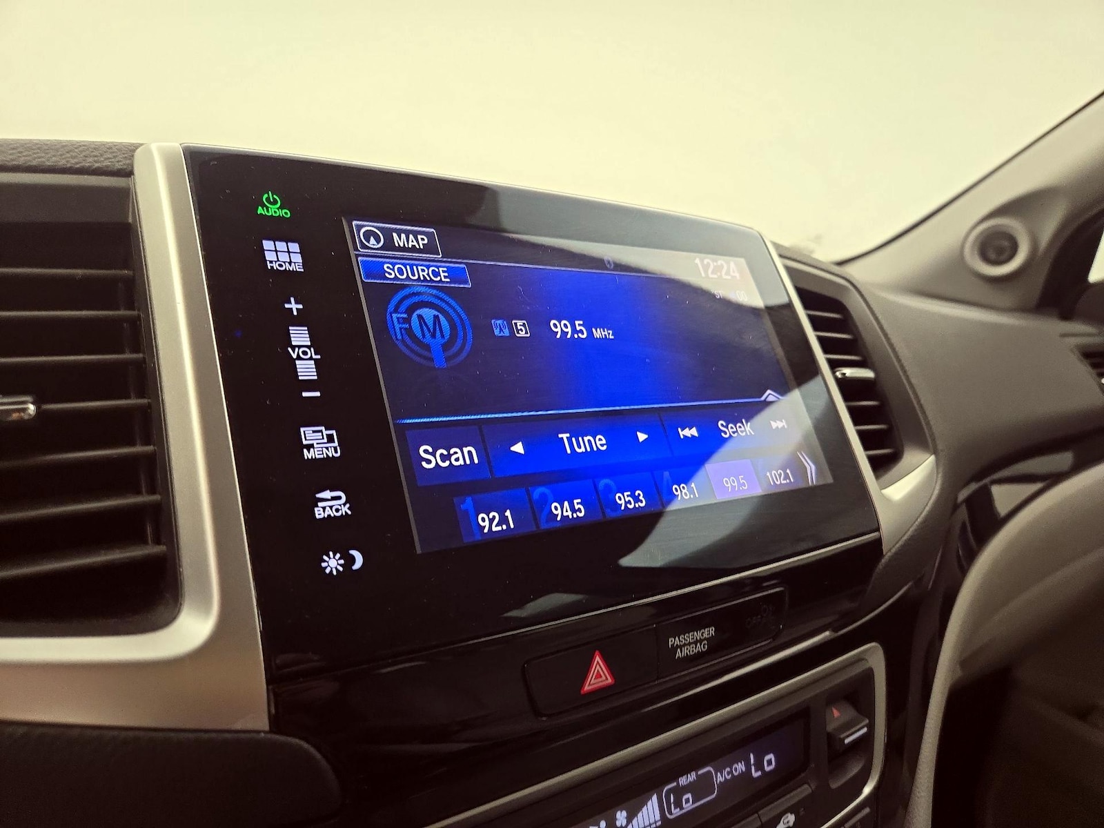2016 Honda Pilot Touring - Photo 17