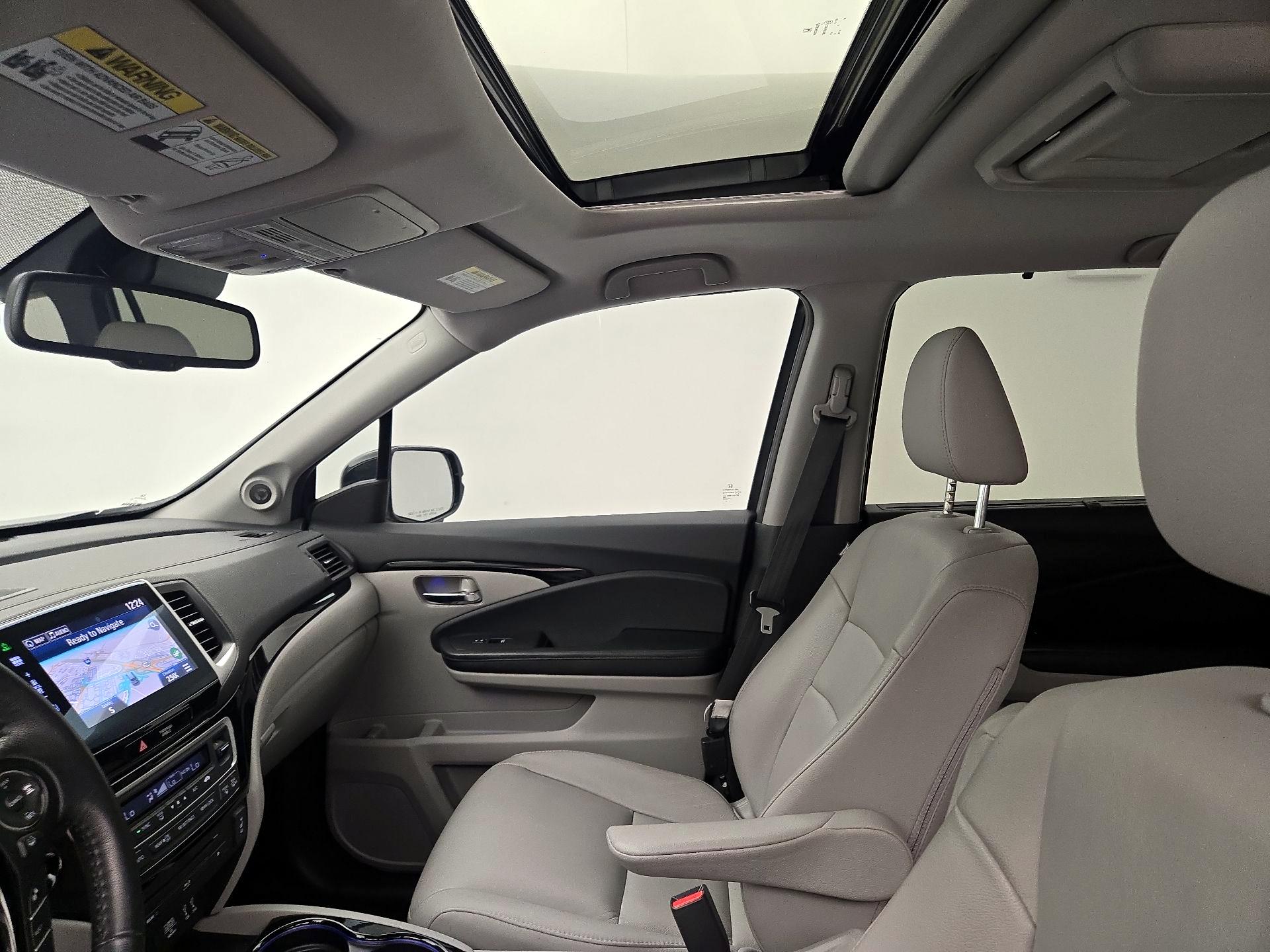 Thumbnail: 2016 Honda Pilot - 20