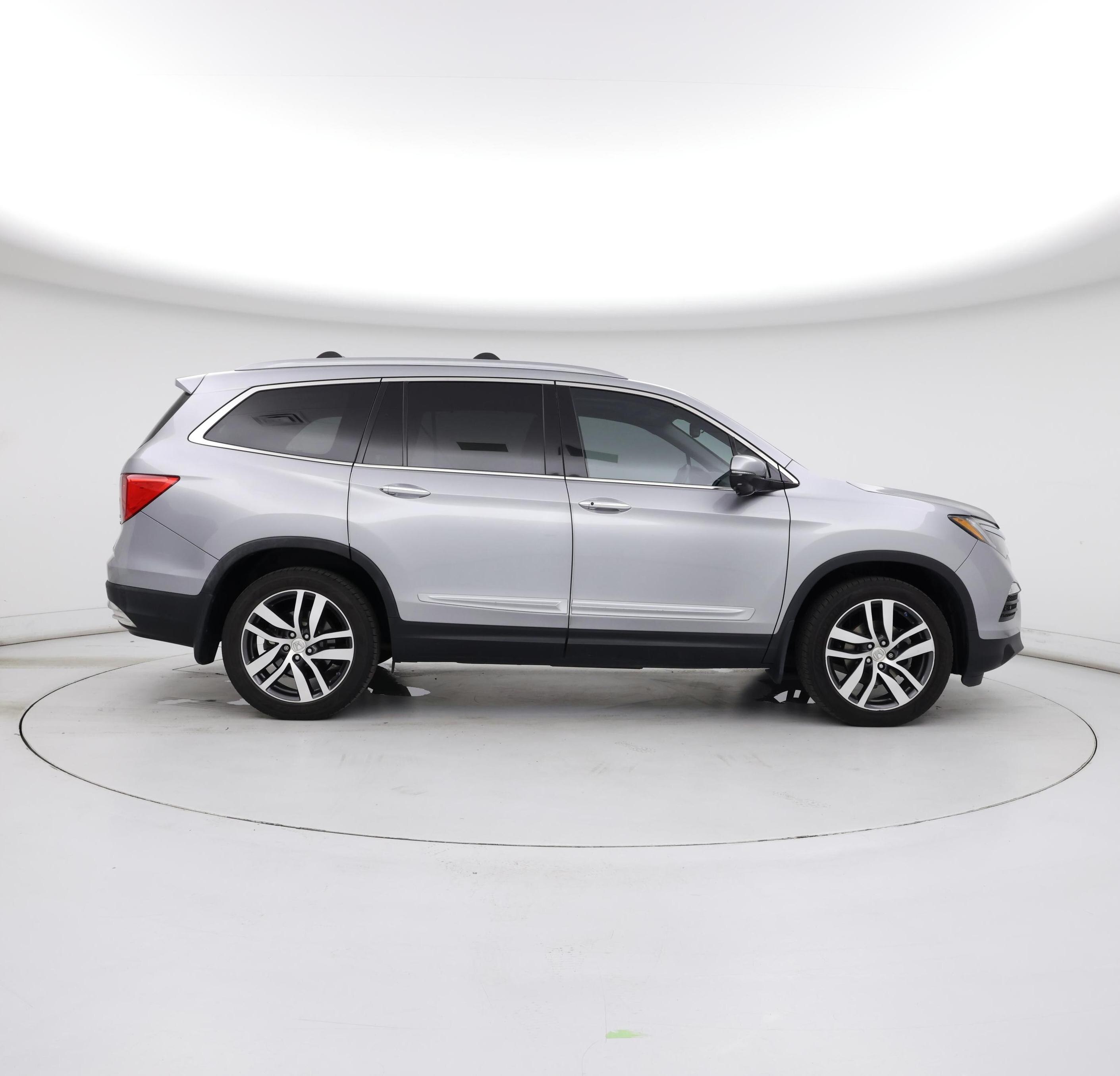 Thumbnail: 2016 Honda Pilot - 7