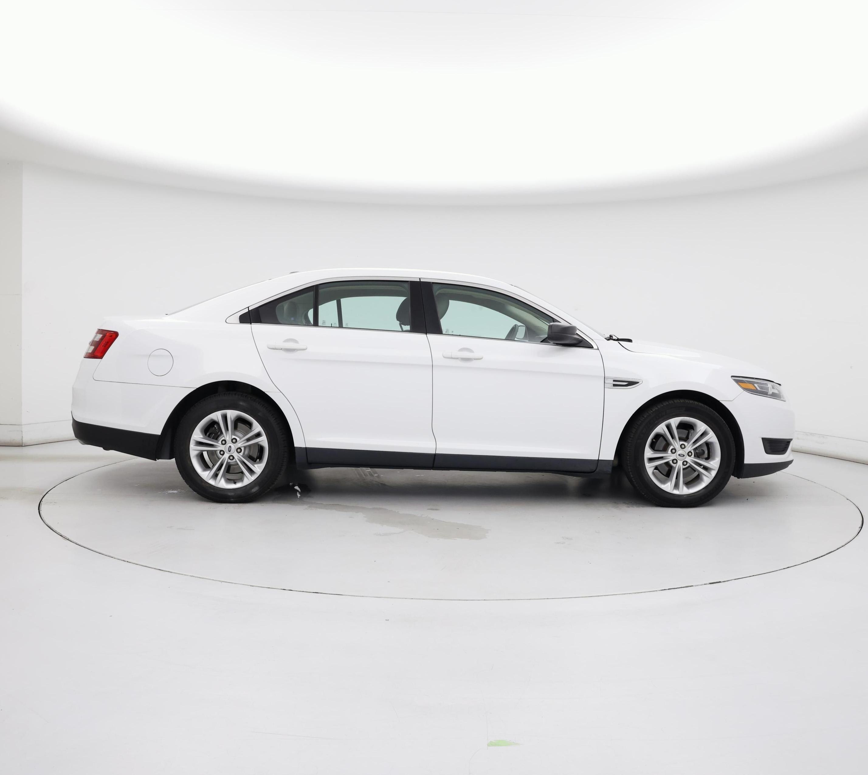 Thumbnail: 2018 Ford Taurus - 7