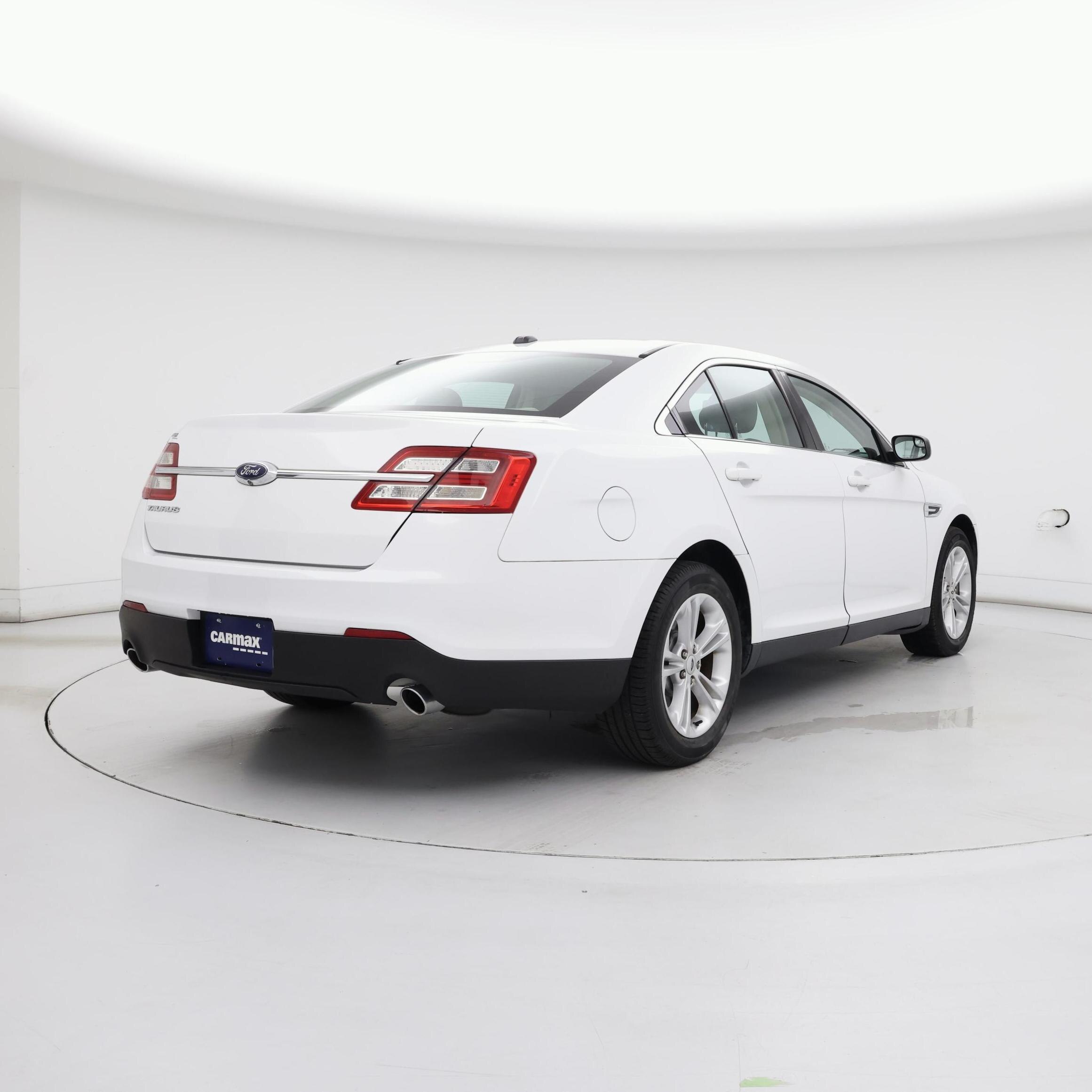 Thumbnail: 2018 Ford Taurus - 8