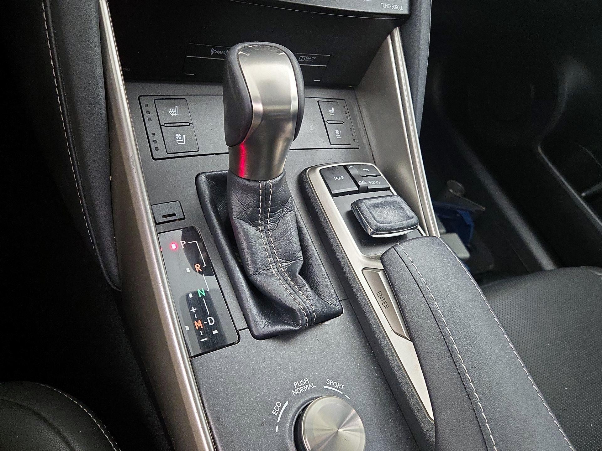 Thumbnail: 2017 Lexus IS - 18