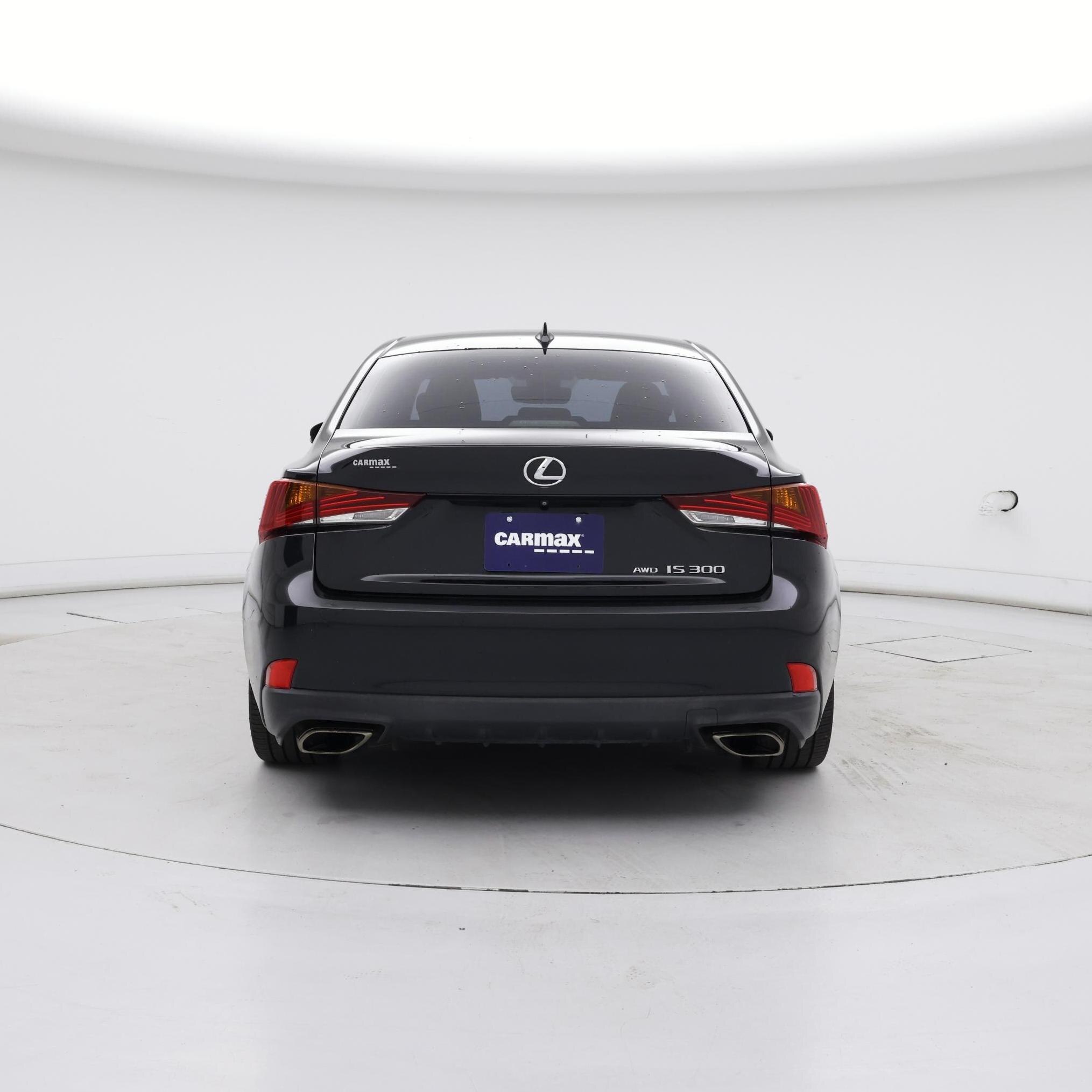 Thumbnail: 2017 Lexus IS - 6