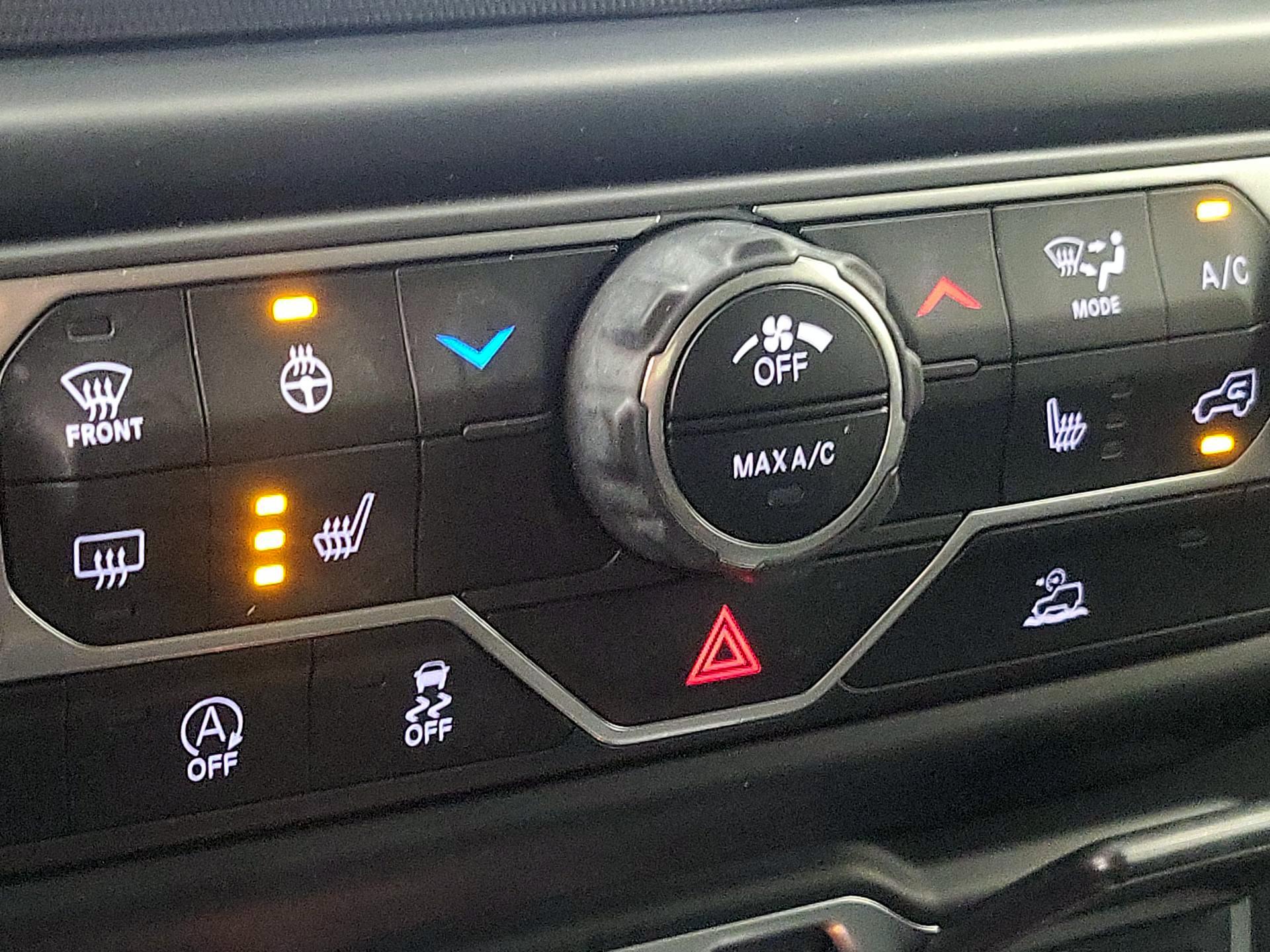 Thumbnail: 2023 Jeep Wrangler - 16