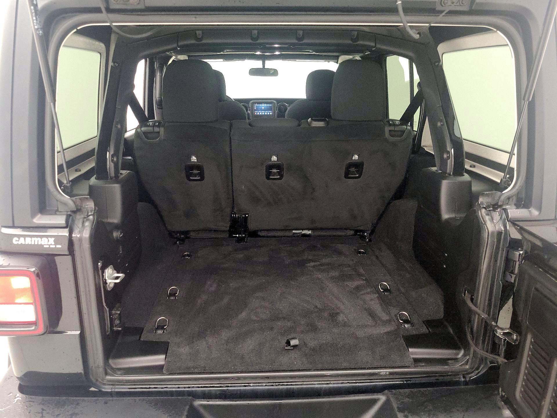 Thumbnail: 2023 Jeep Wrangler - 20