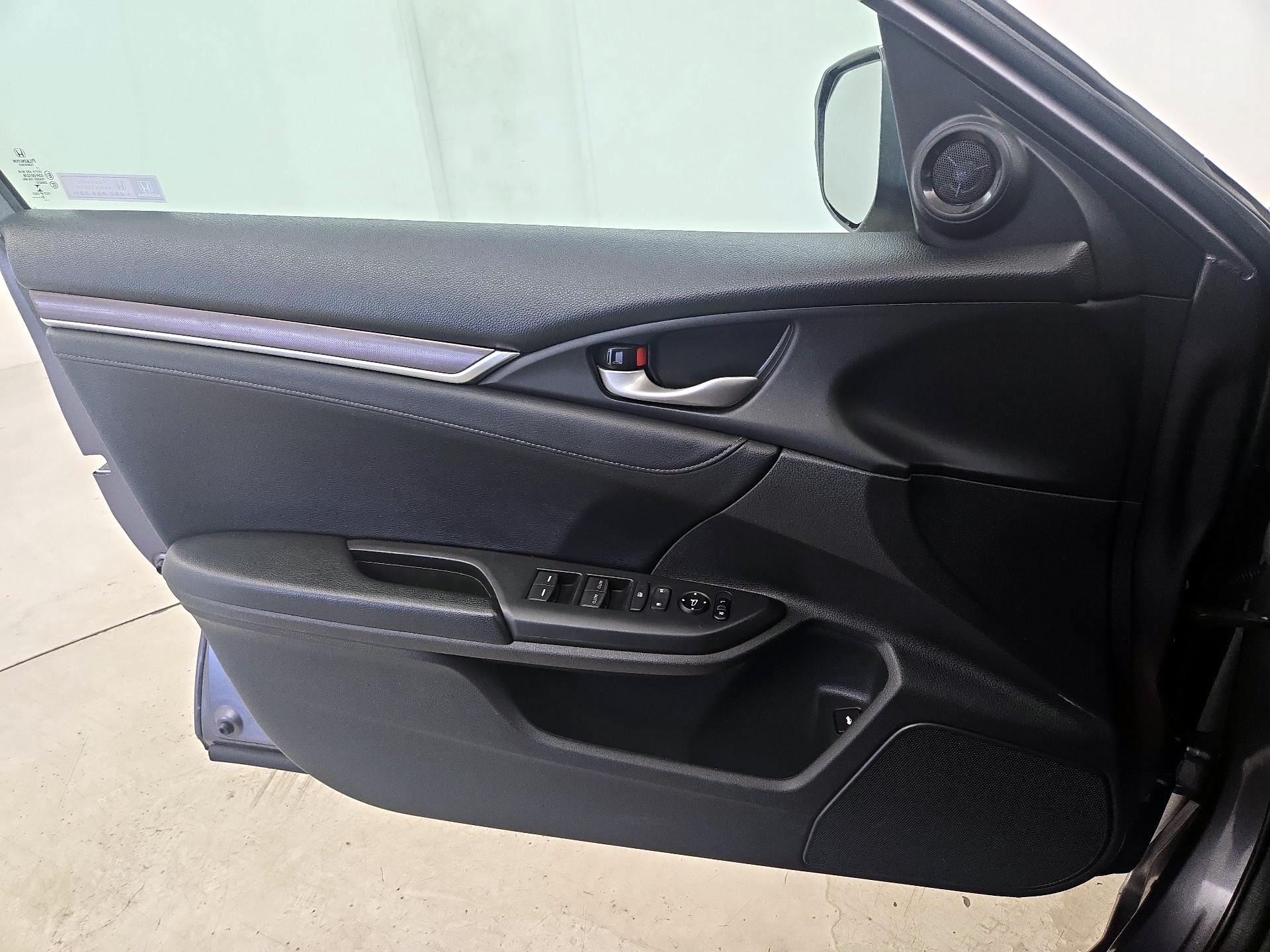 Thumbnail: 2020 Honda Civic - 12