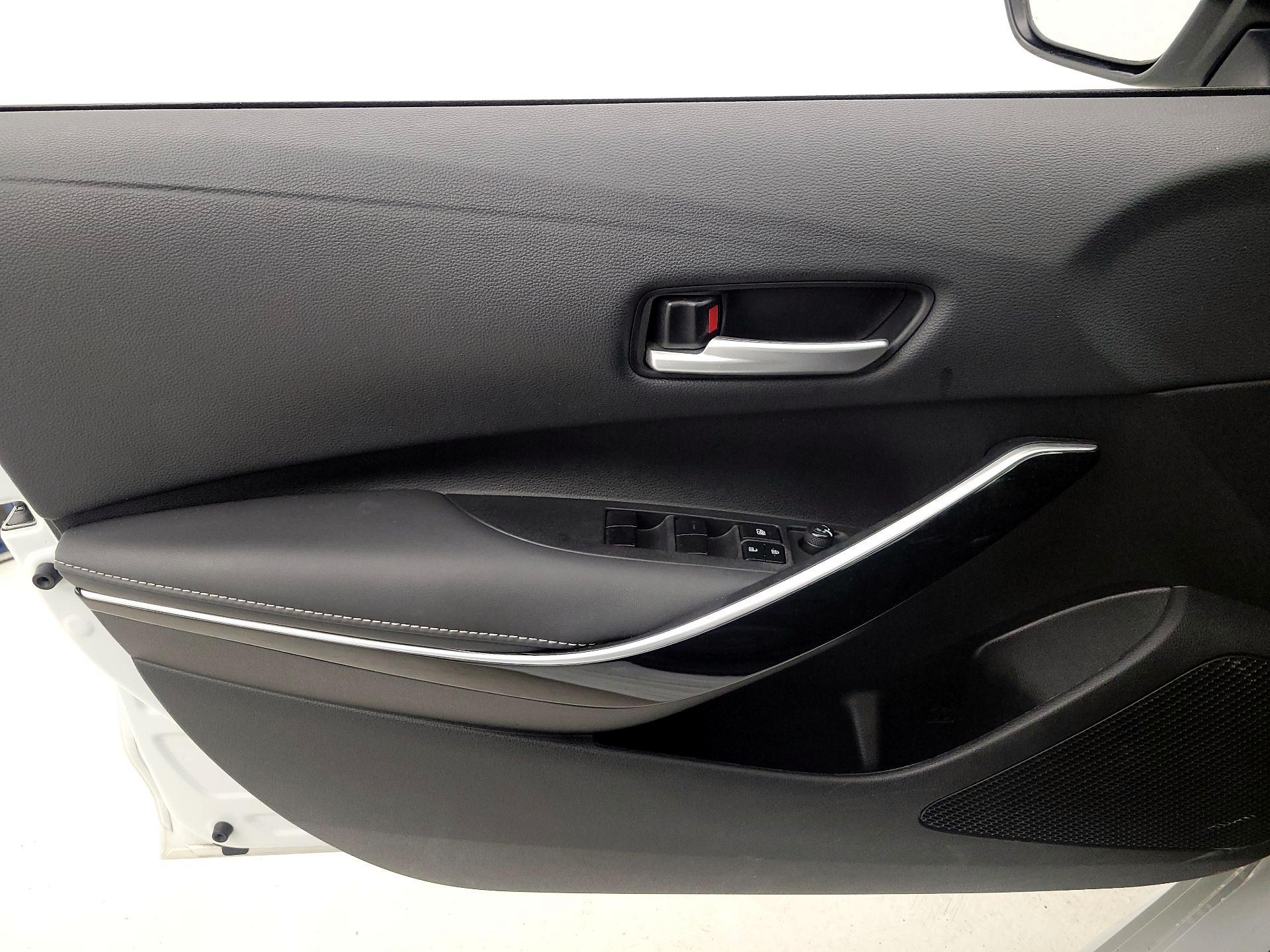 Thumbnail: 2022 Toyota Corolla - 12