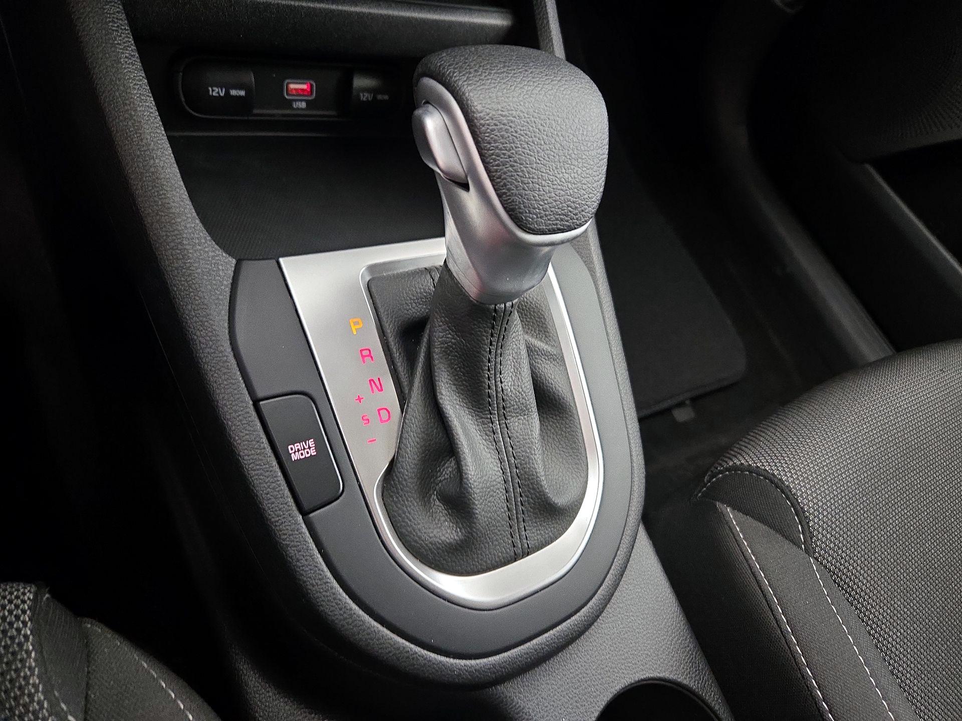 Thumbnail: 2022 Kia Forte - 17