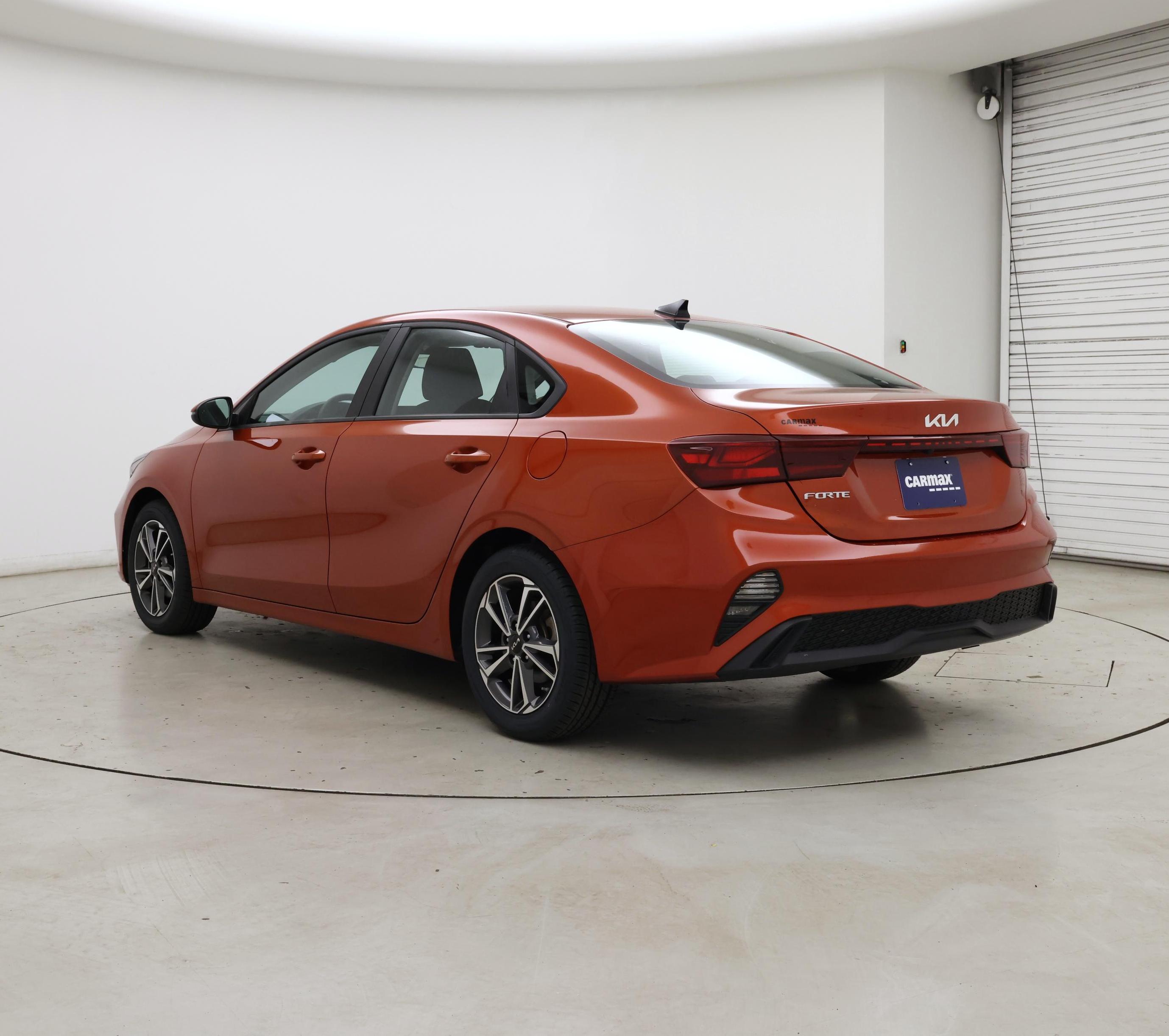 Thumbnail: 2022 Kia Forte - 2