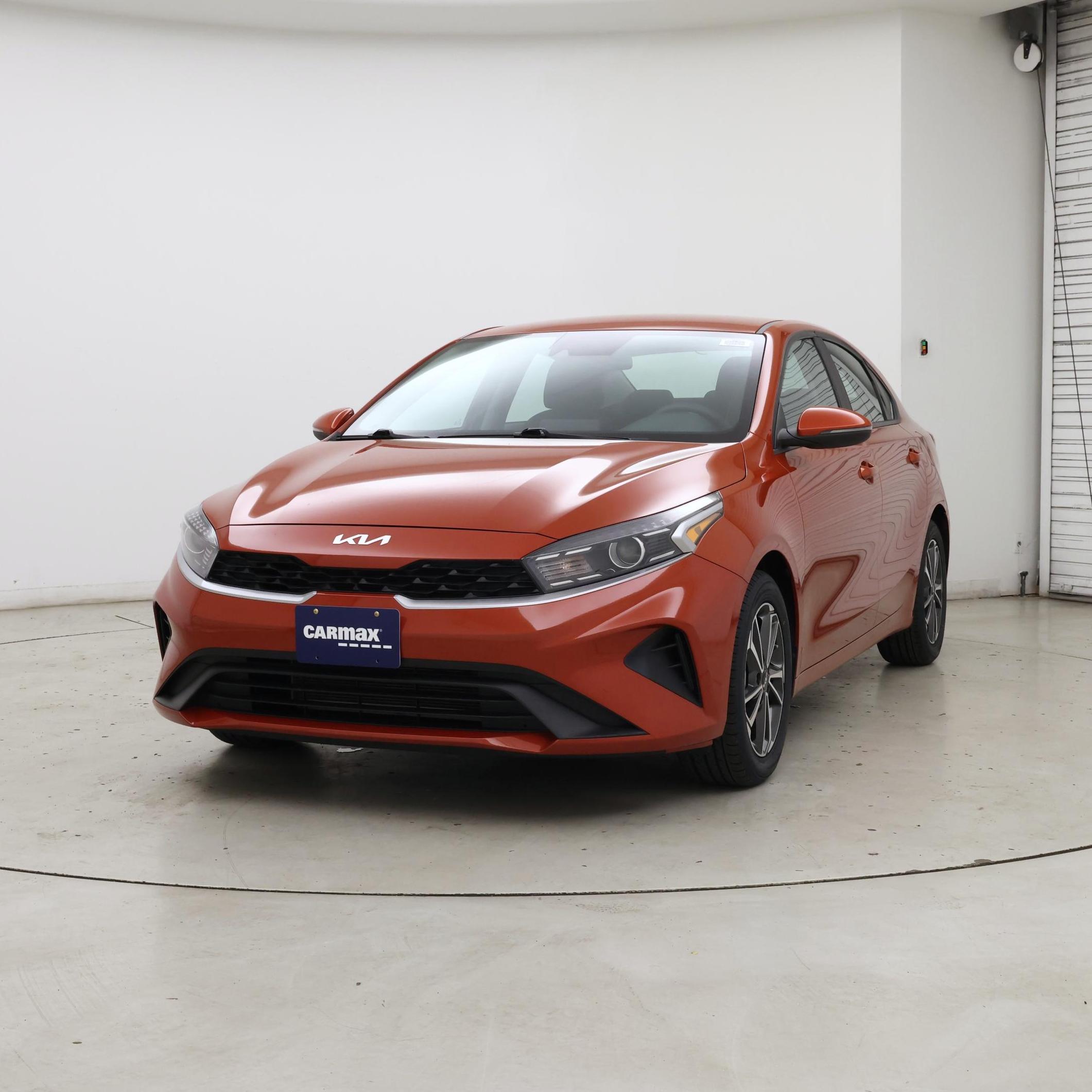 Thumbnail: 2022 Kia Forte - 4