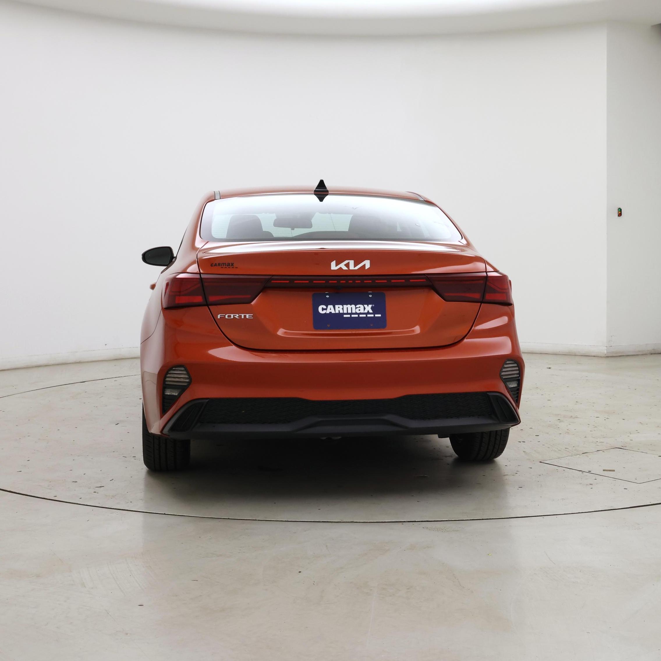 Thumbnail: 2022 Kia Forte - 6