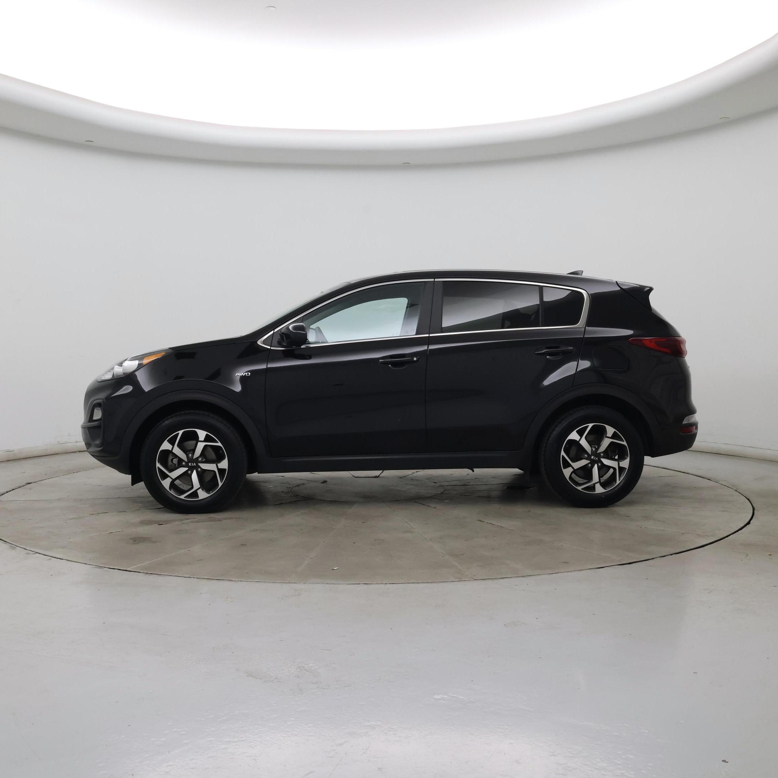 Thumbnail: 2022 Kia Sportage - 3