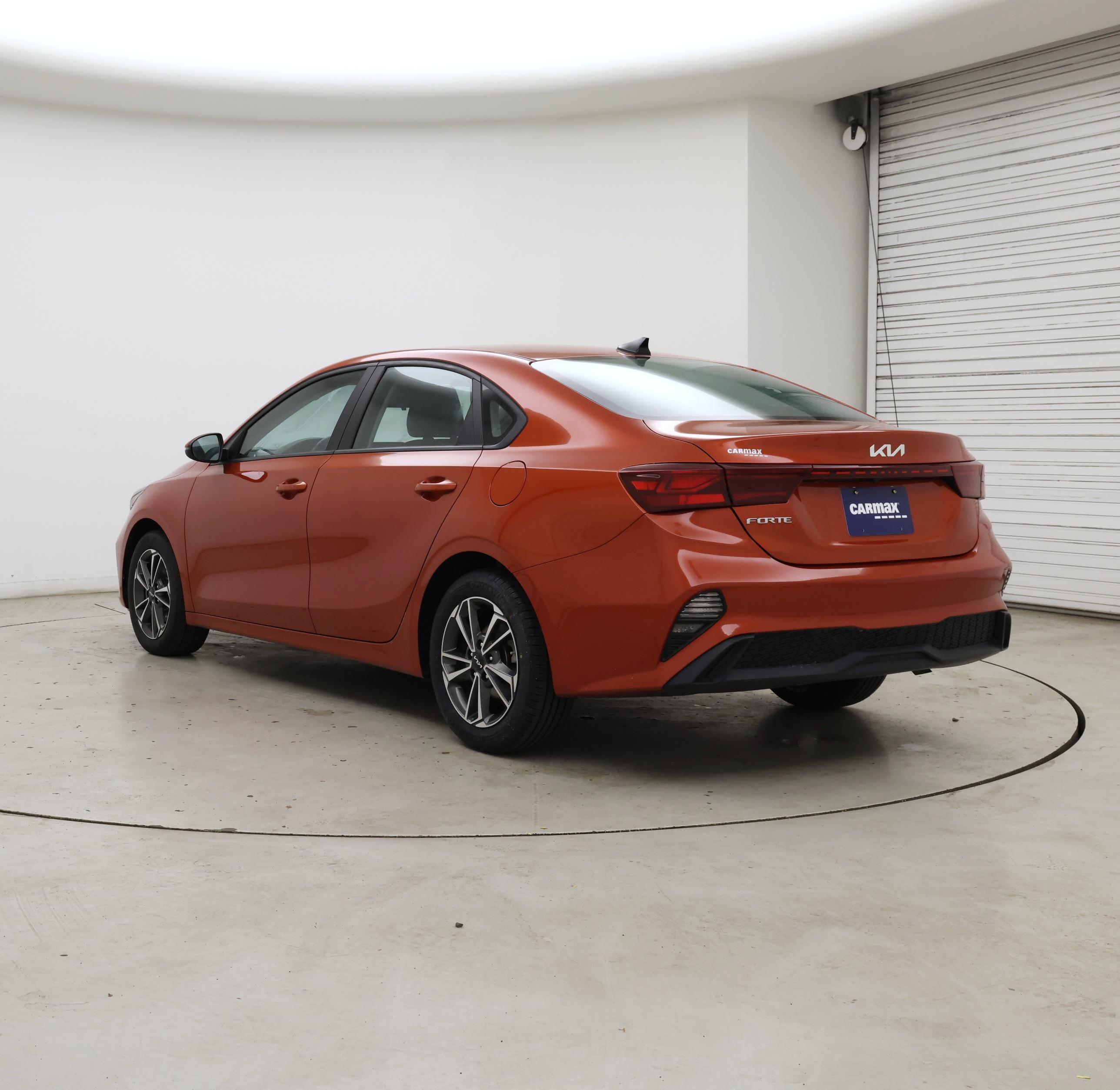 Thumbnail: 2022 Kia Forte - 2