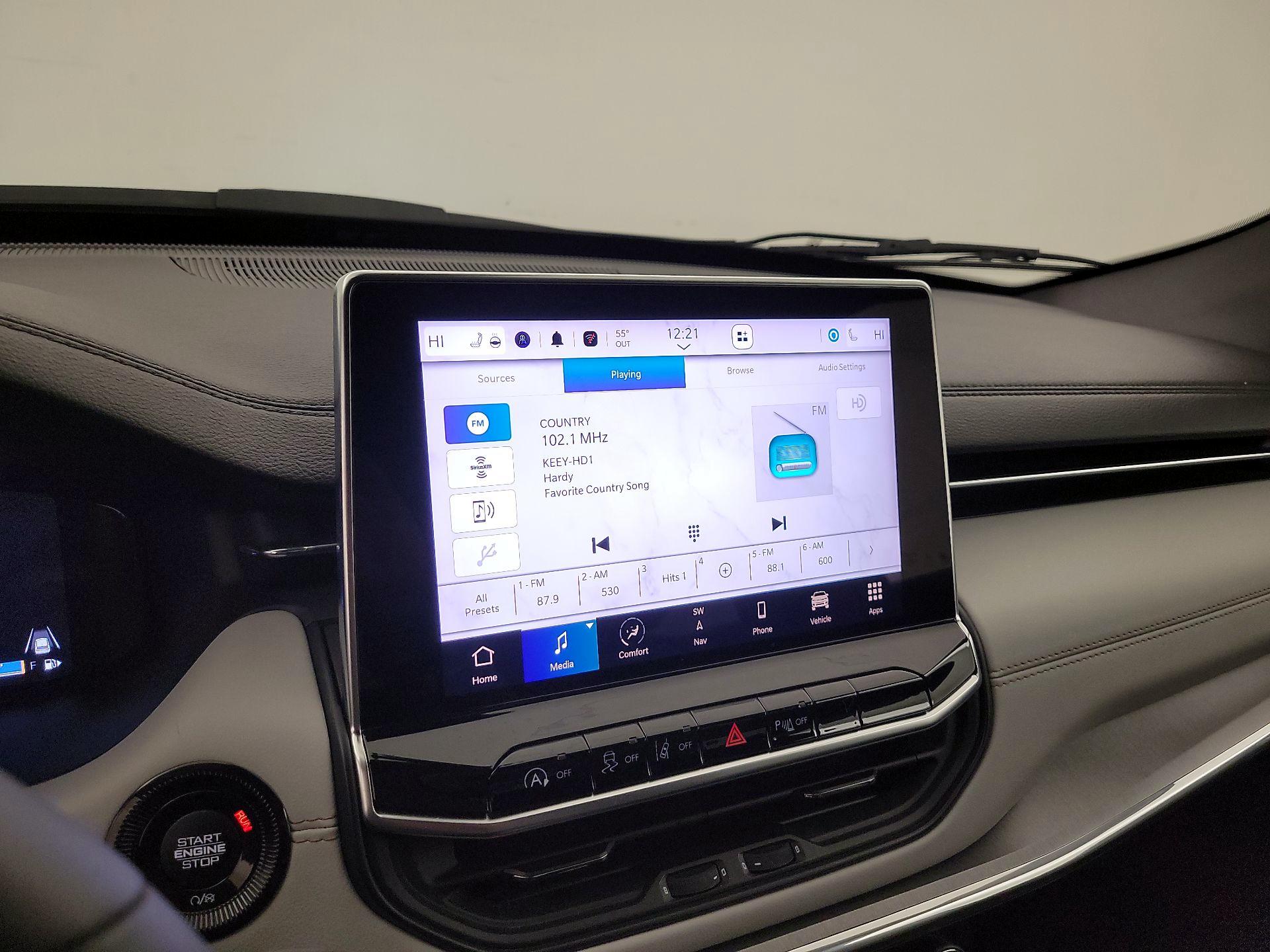 Thumbnail: 2023 Jeep Compass - 16