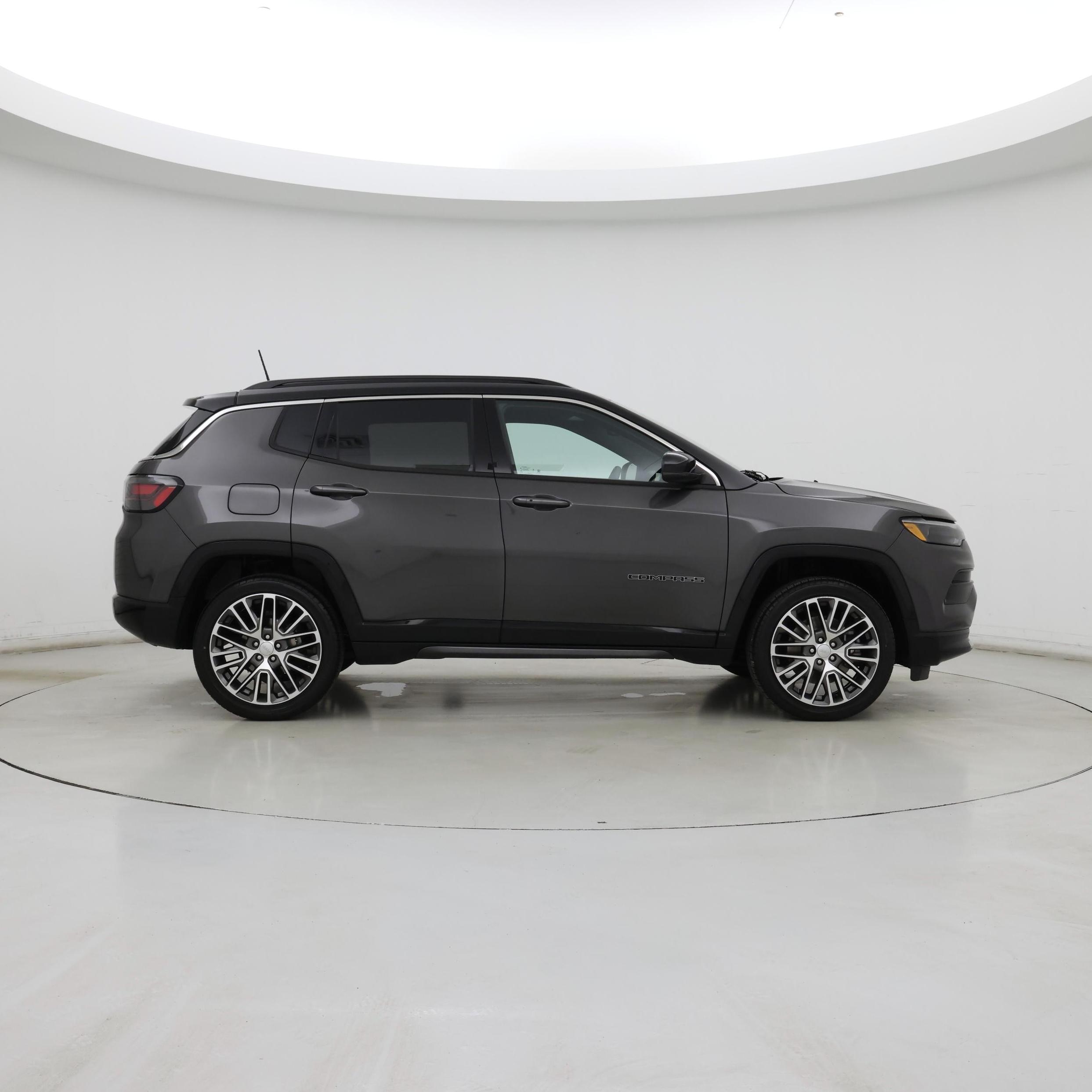 Thumbnail: 2023 Jeep Compass - 7