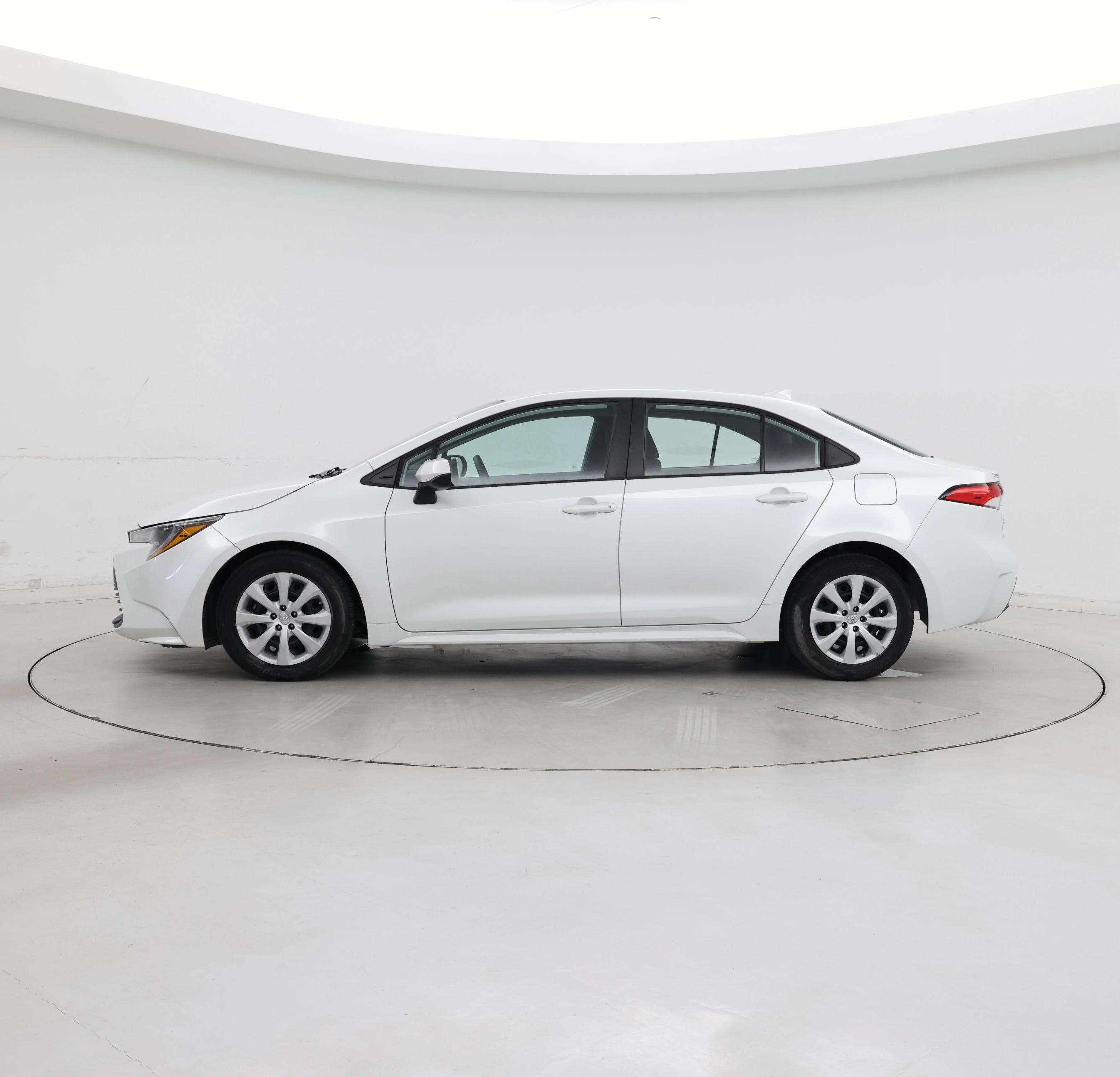 Thumbnail: 2023 Toyota Corolla - 3
