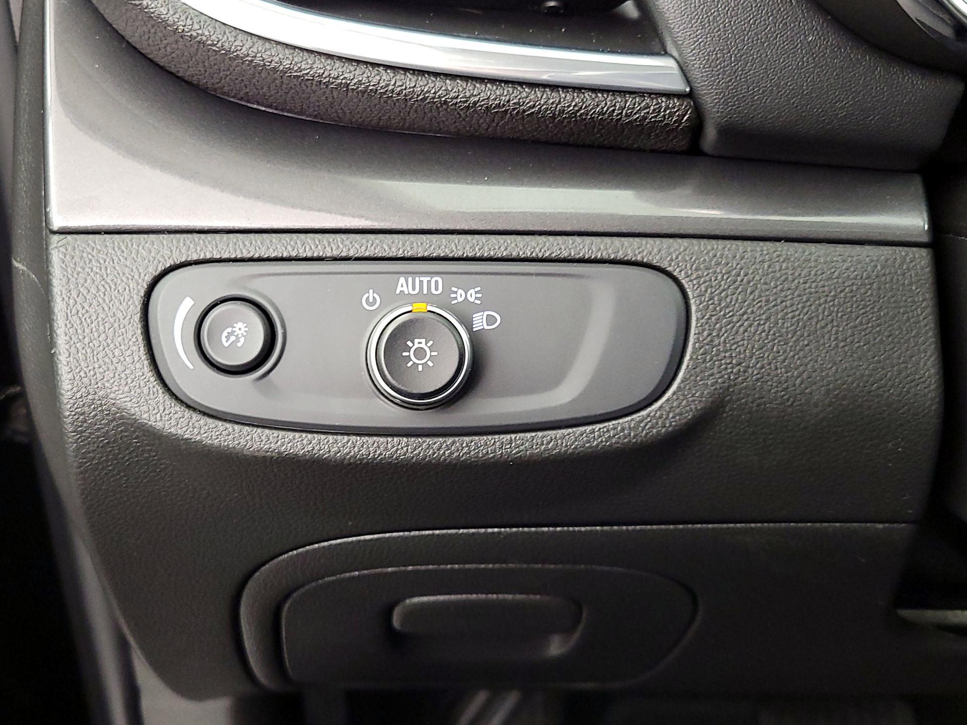 Thumbnail: 2020 Buick Encore - 13